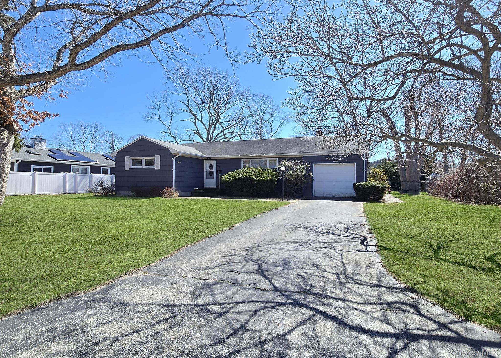 138 E Madison Street, East Islip, NY 11730