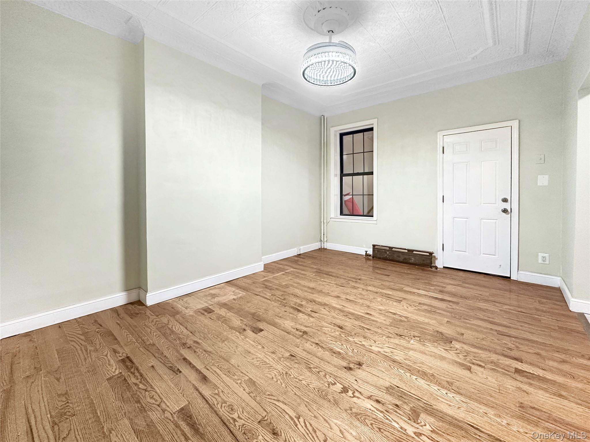 22 Chestnut Street, Brooklyn, NY 11208