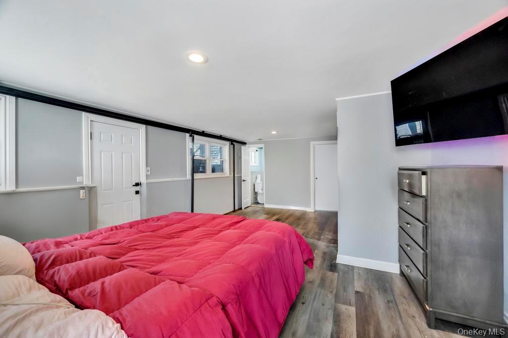 221 Cedar Court, Copiague, NY 11726