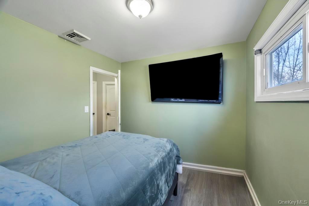 221 Cedar Court, Copiague, NY 11726