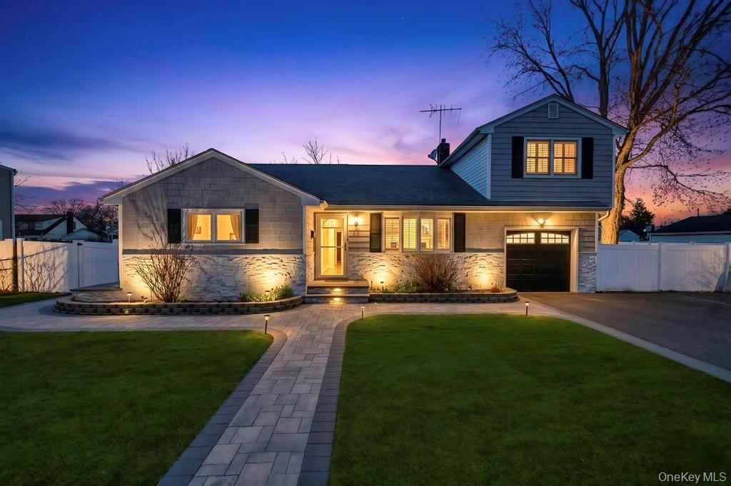 221 Cedar Court, Copiague, NY 11726