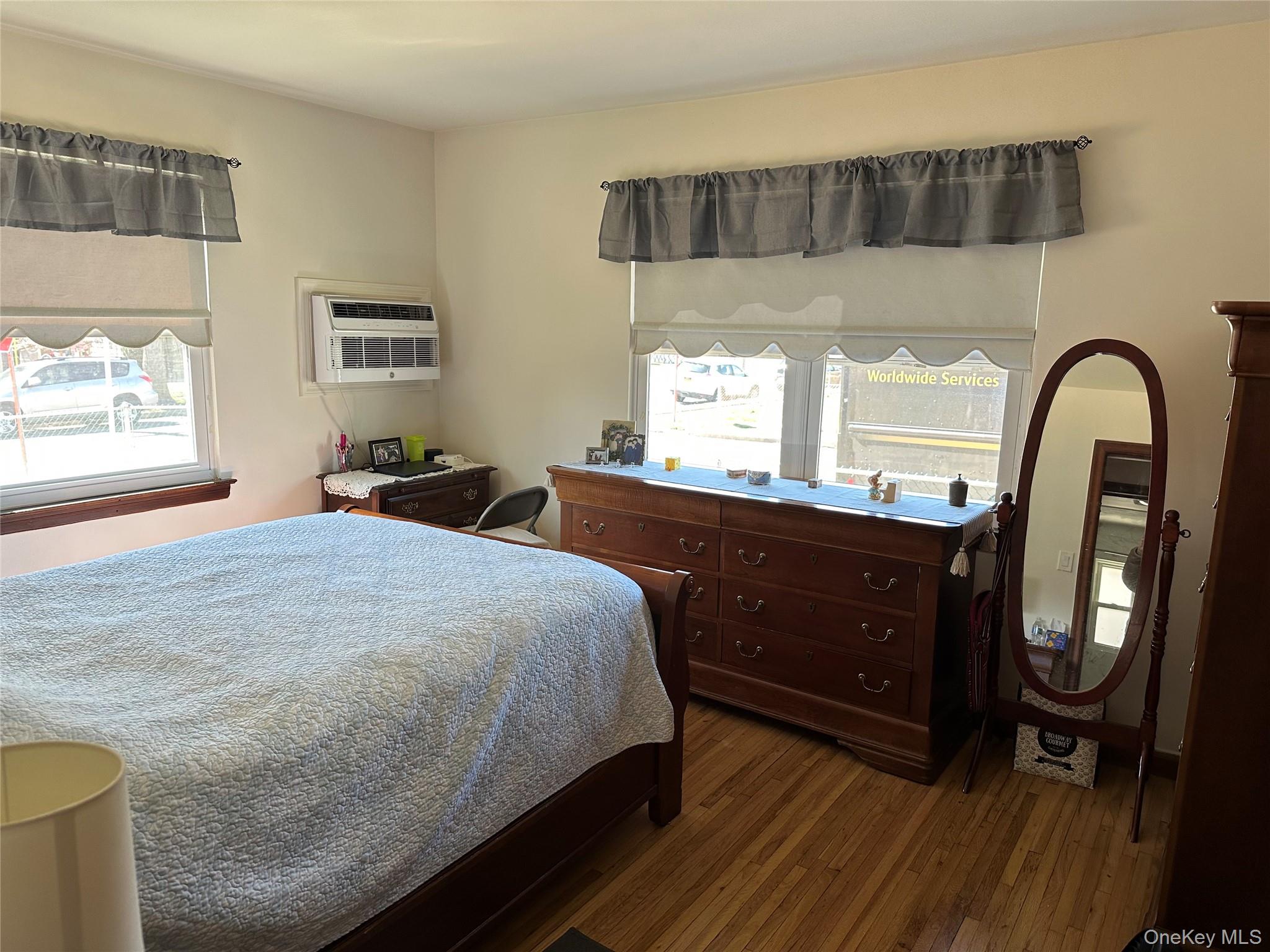 One Waverly Place, Valley Stream, NY 11580