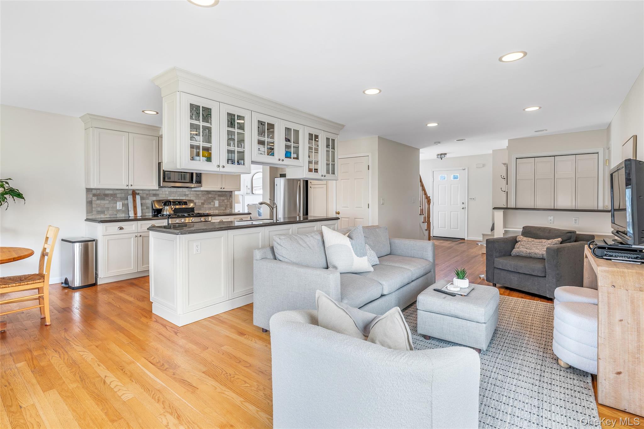 15 Brookside Lane, Harrison, NY 10528