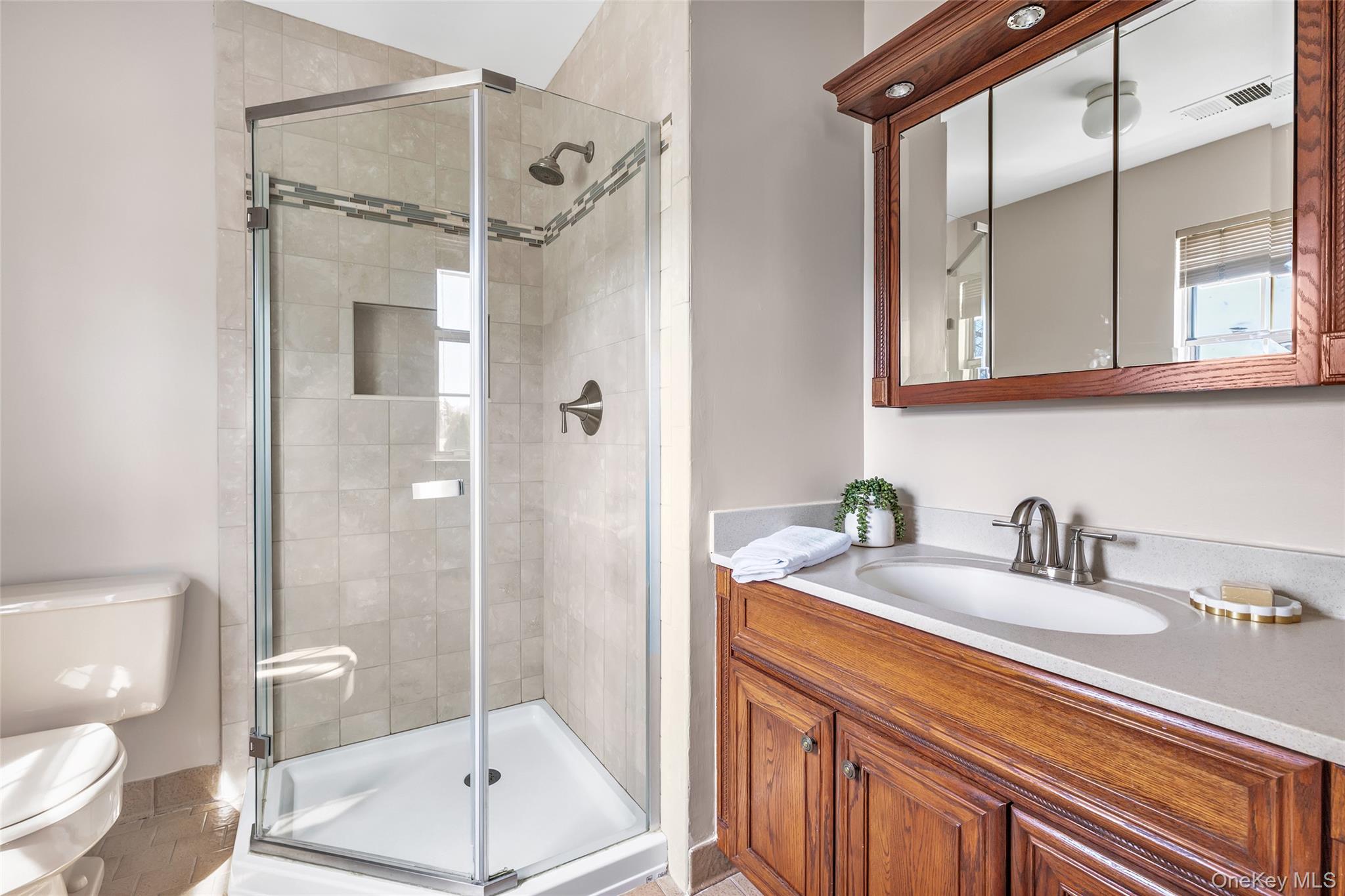 15 Brookside Lane, Harrison, NY 10528