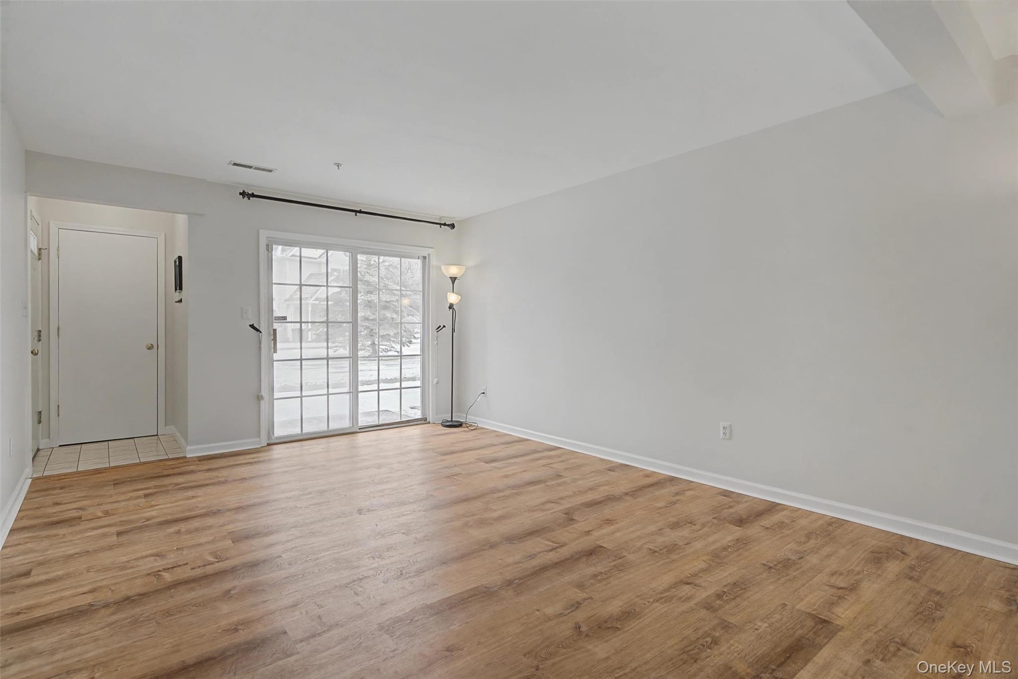 261 Ruth Court, Middletown, NY 10940