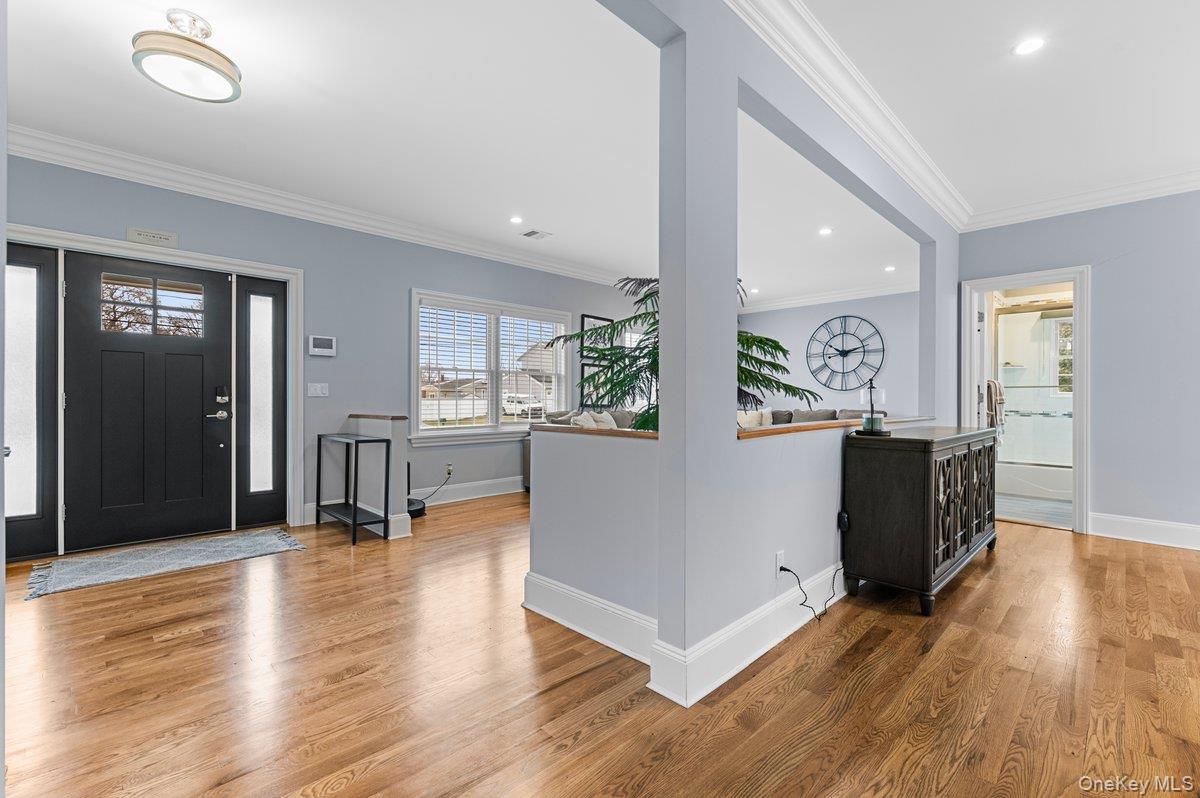 66 Arch Drive, Holbrook, NY 11741