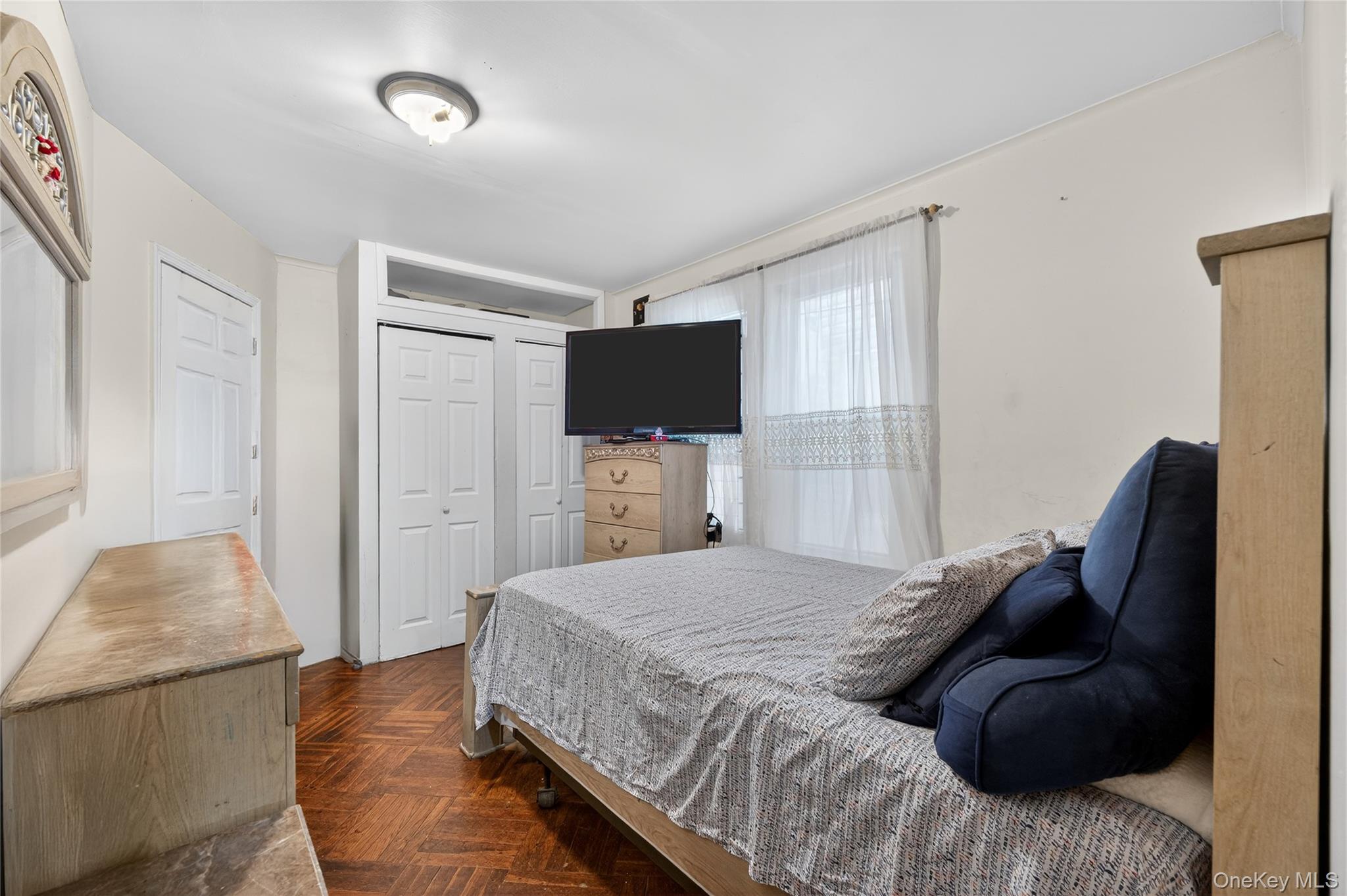 8931 85th Street, Woodhaven, NY 11421