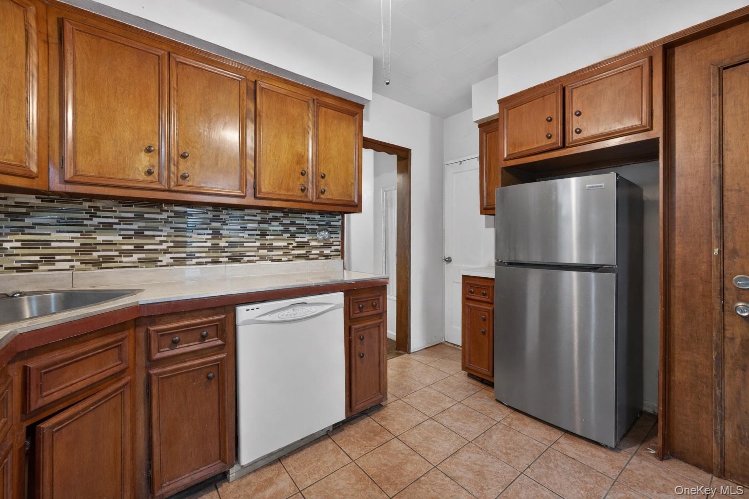 8931 85th Street, Woodhaven, NY 11421