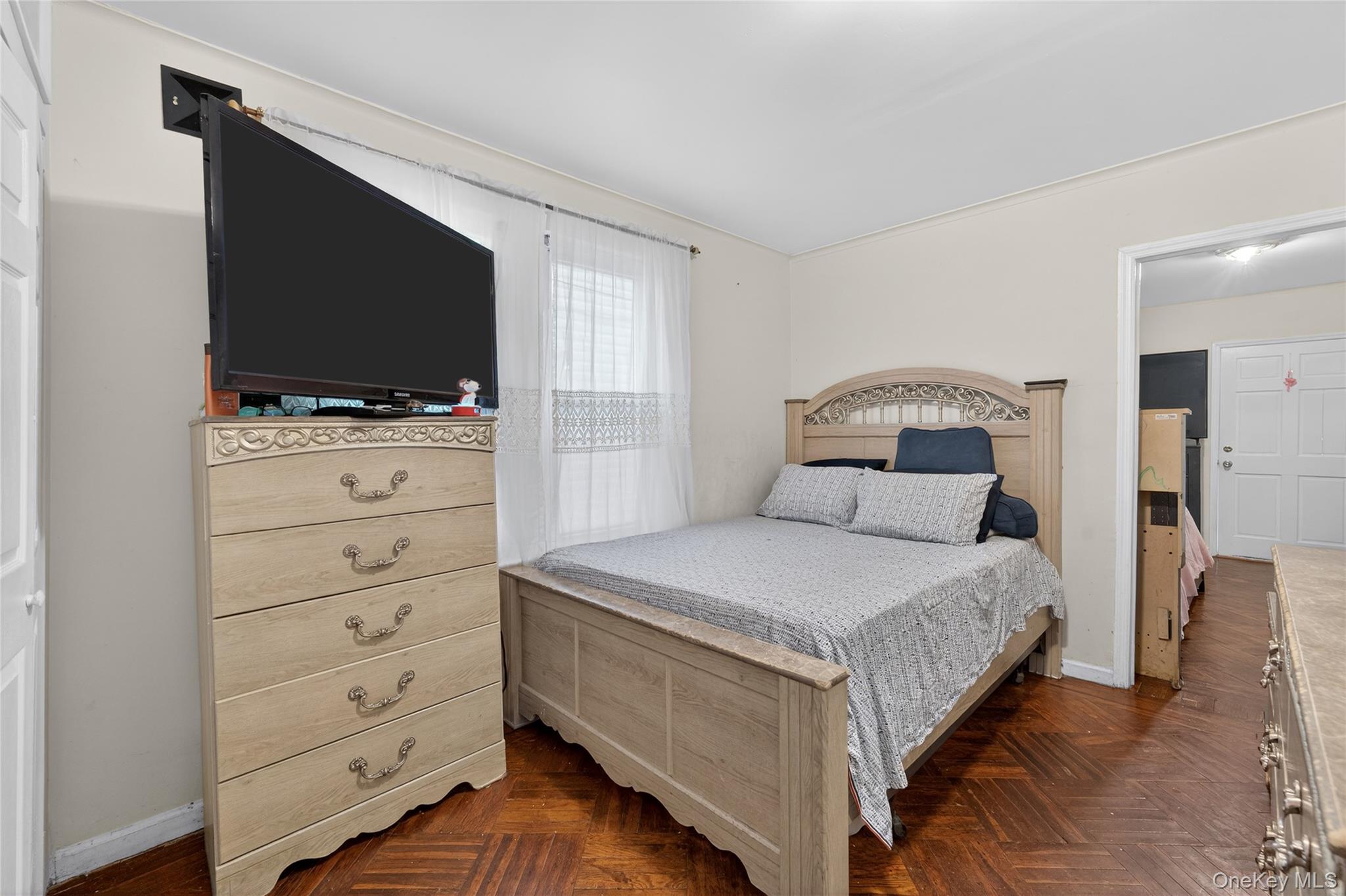 8931 85th Street, Woodhaven, NY 11421