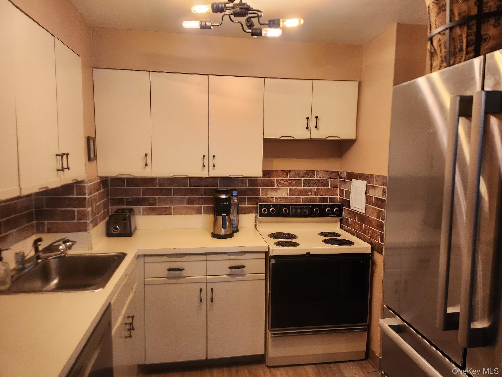 360 Shore Road # 7C, Long Beach, NY 11561