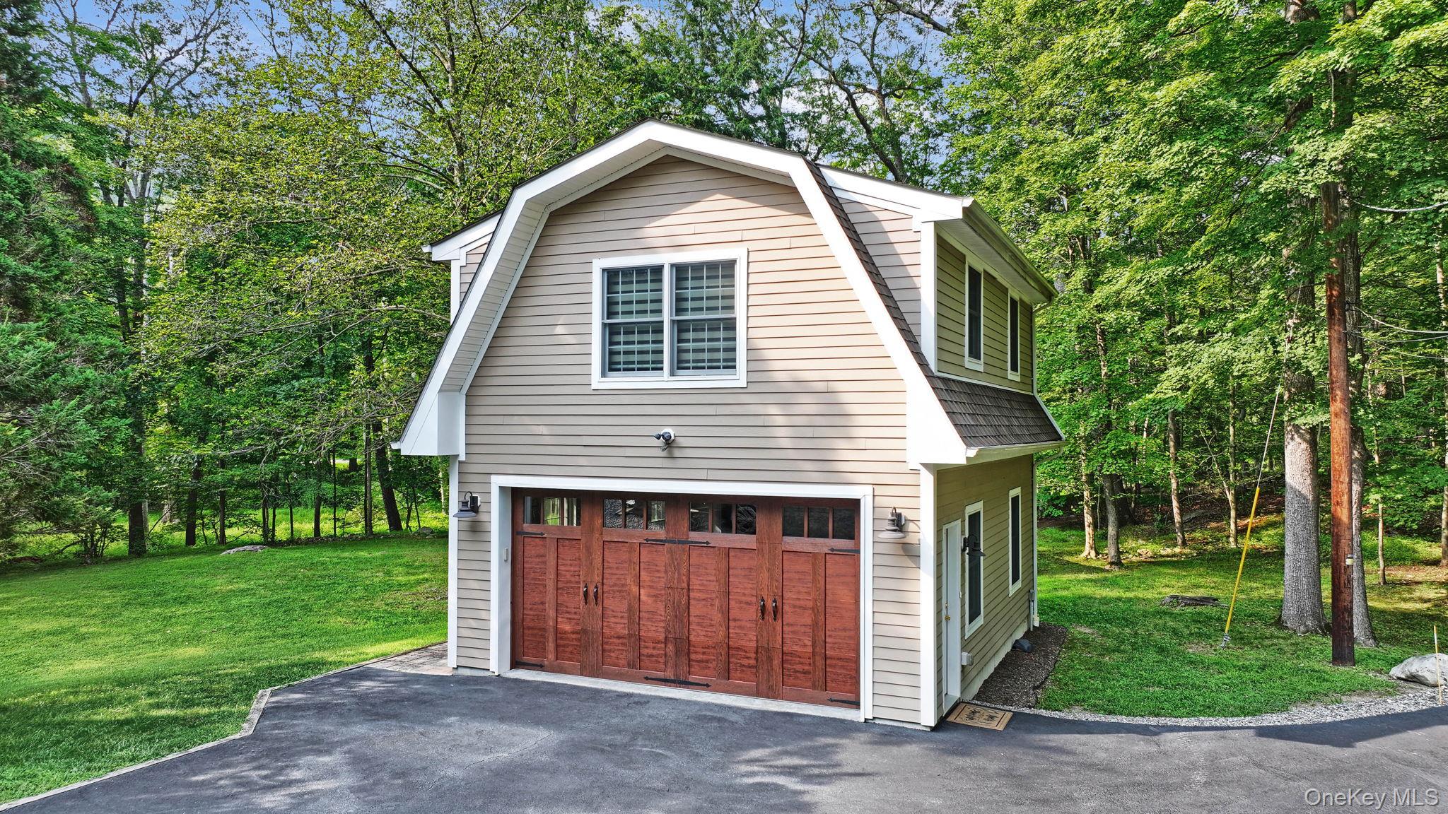 83 Maple Brook Road, Tuxedo Park, NY 10987