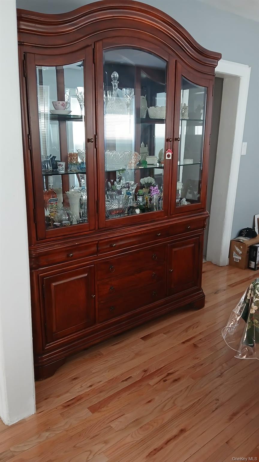 11633 198th Street, Saint Albans, NY 11412