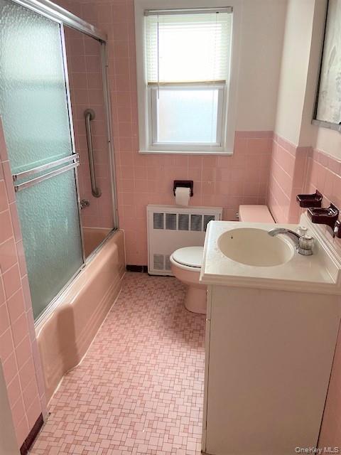 77 Kentucky Street # Upper, Long Beach, NY 11561