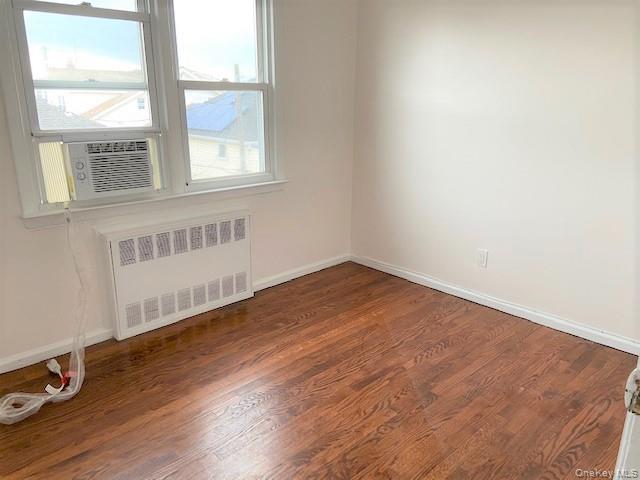 77 Kentucky Street # Upper, Long Beach, NY 11561