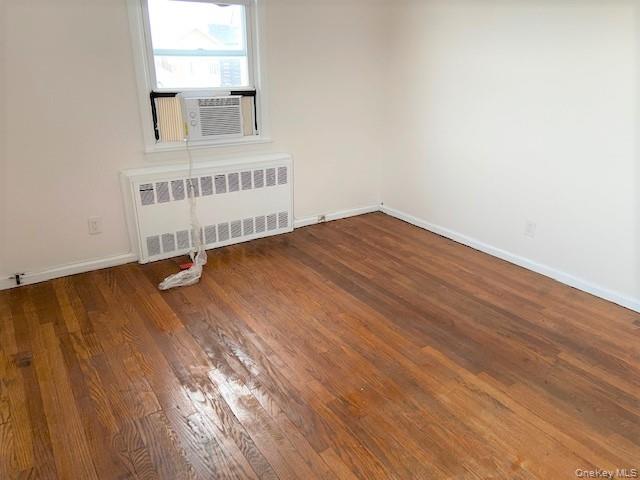 77 Kentucky Street # Upper, Long Beach, NY 11561