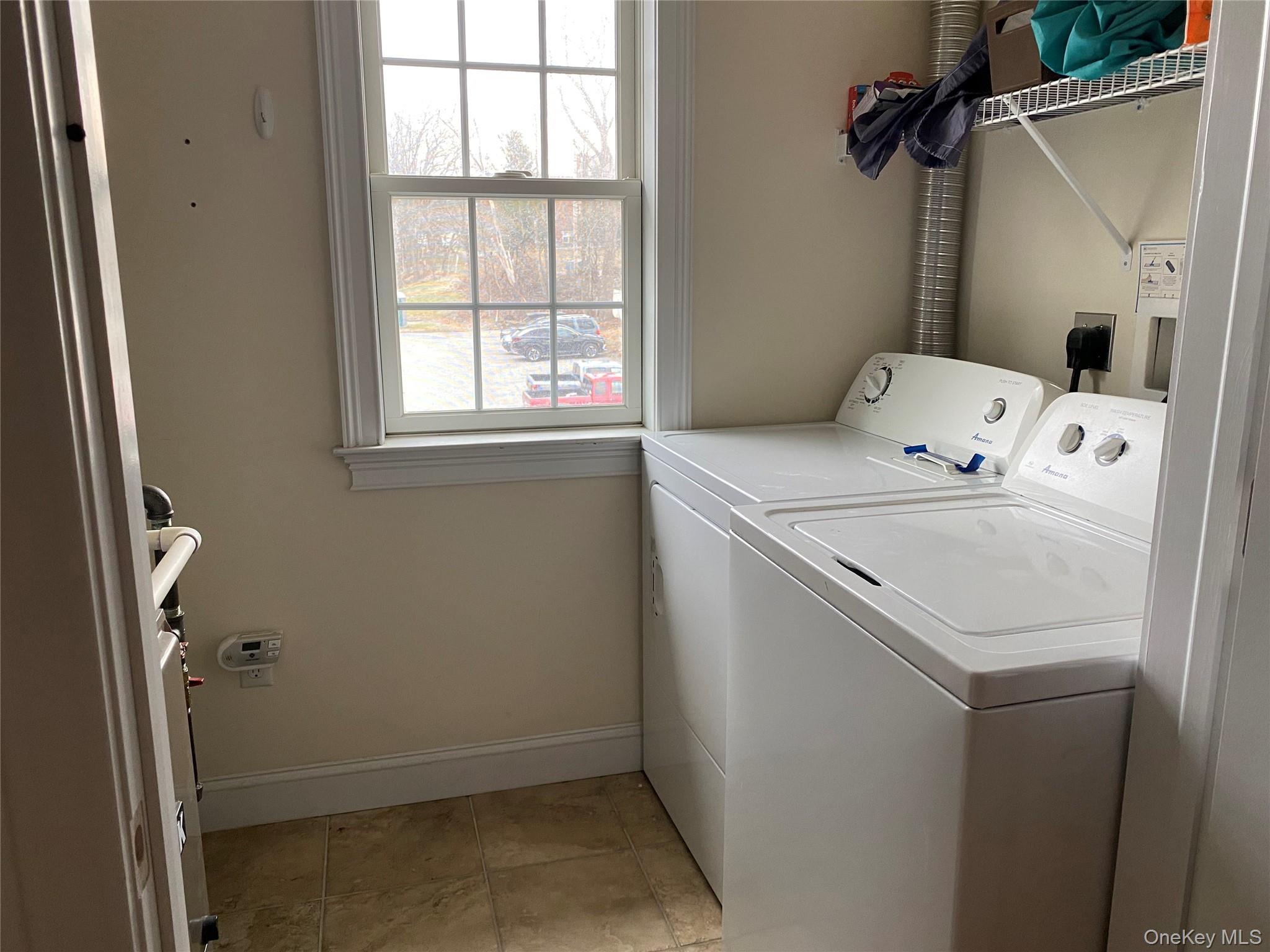 27 N Main Street # C, Florida, NY 10921