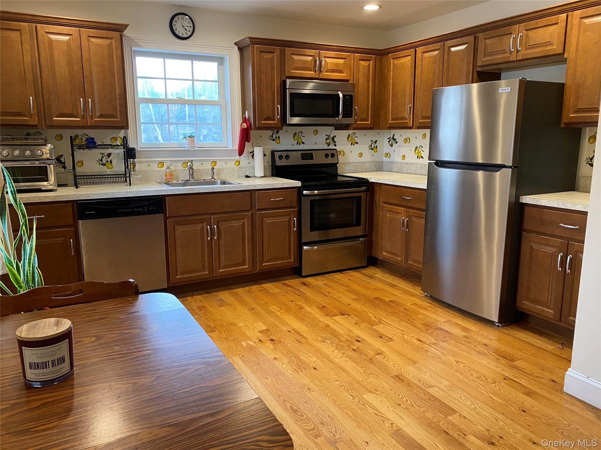 27 N Main Street # C, Florida, NY 10921