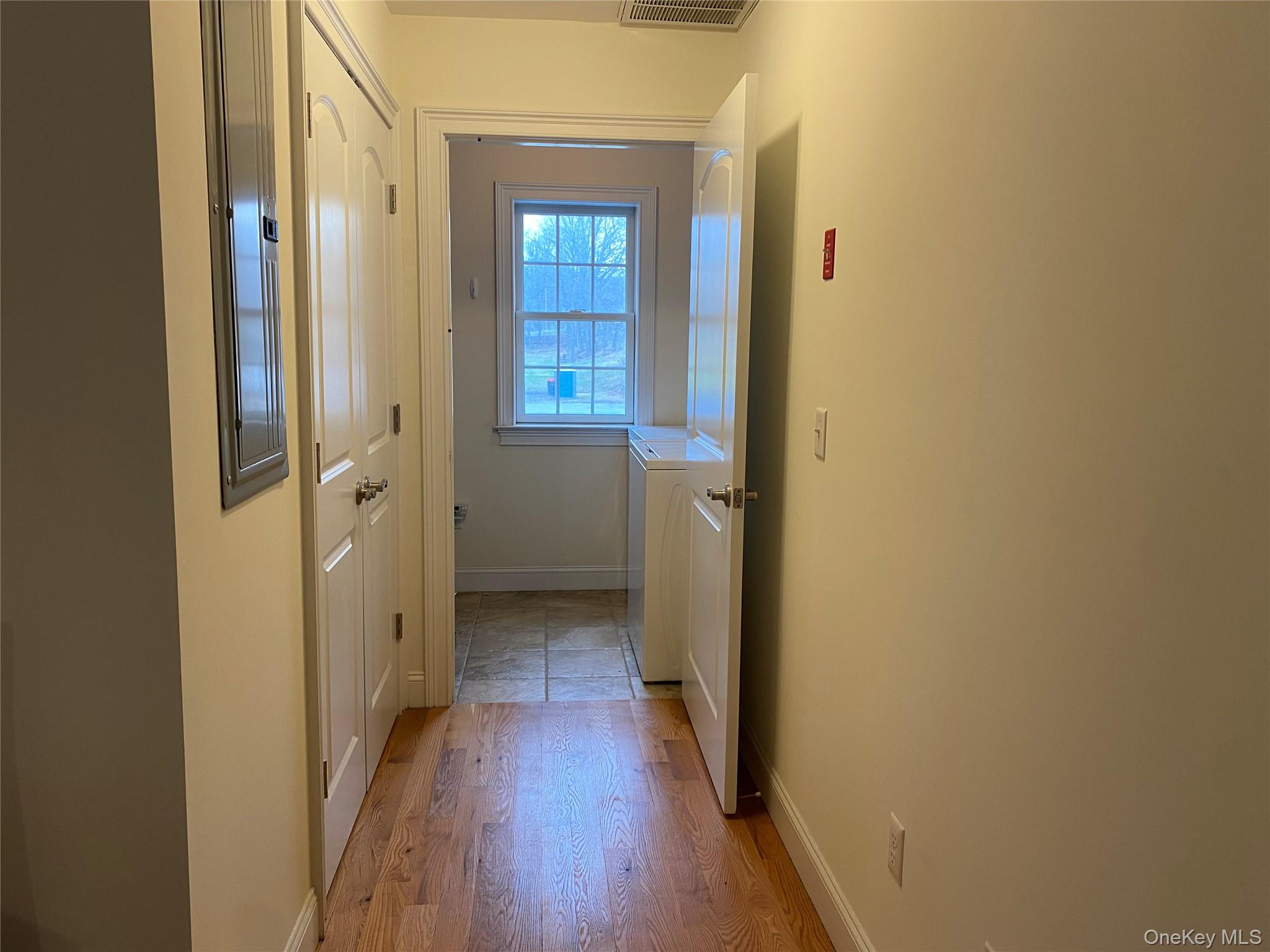 27 N Main Street # C, Florida, NY 10921