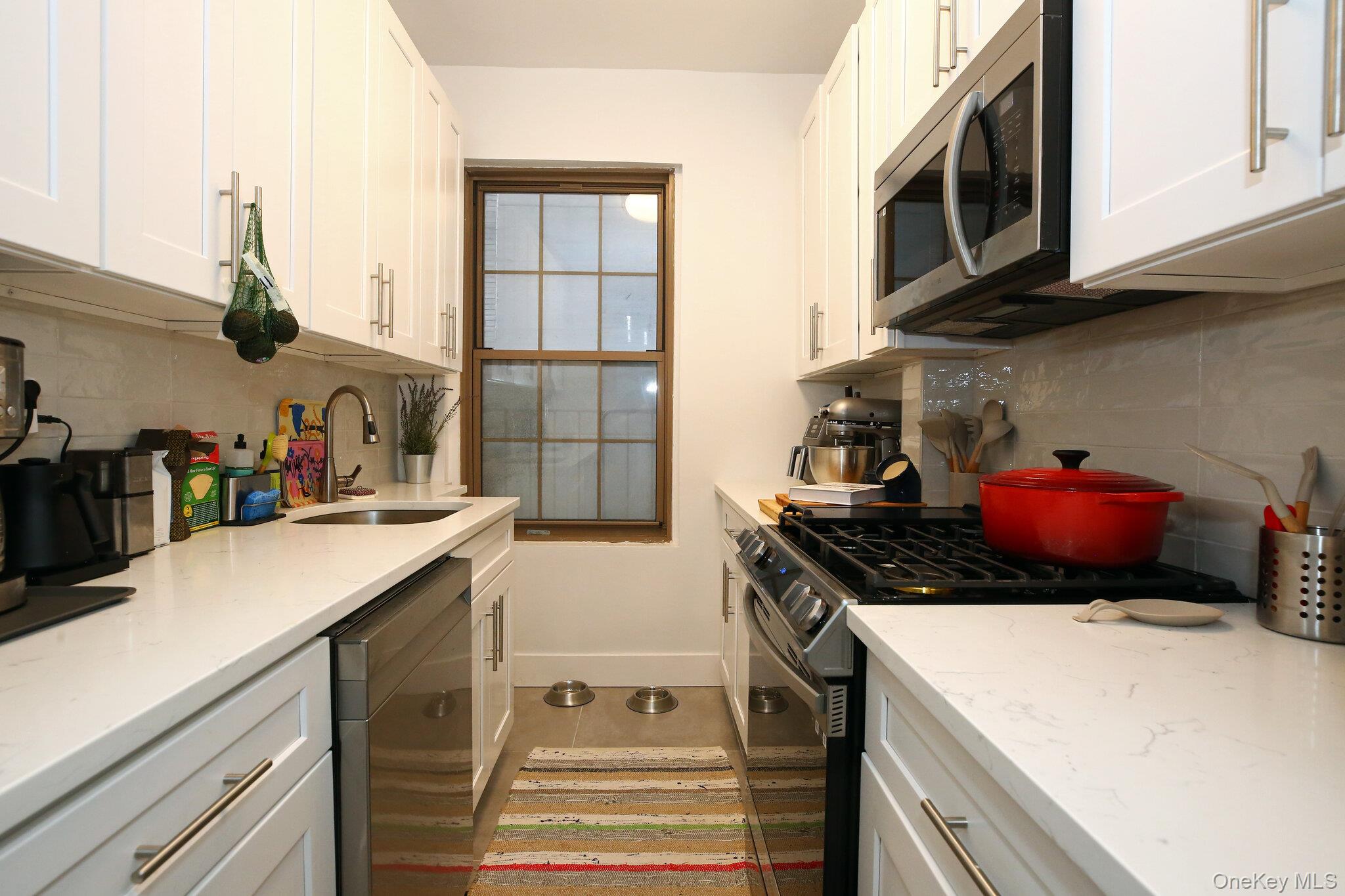 1100 Grand Concourse # 4B, Bronx, NY 10456