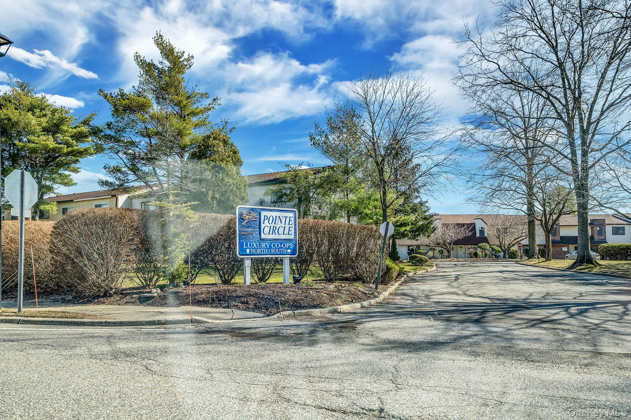 222 Pointe Circle N # 2, Coram, NY 11727