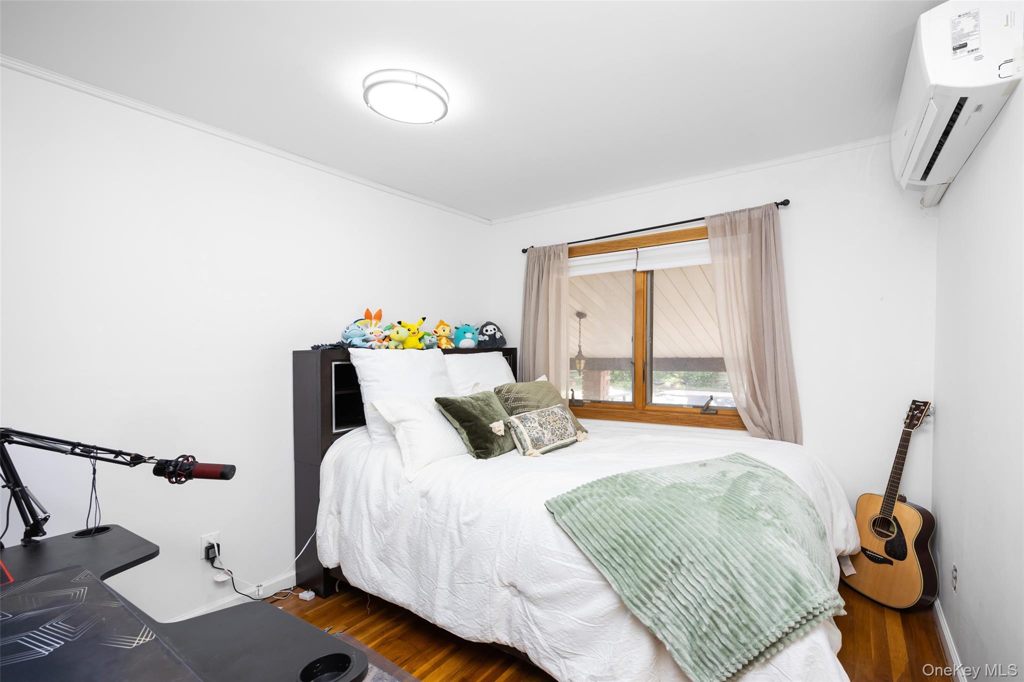 15 Alexander Drive, Syosset, NY 11791