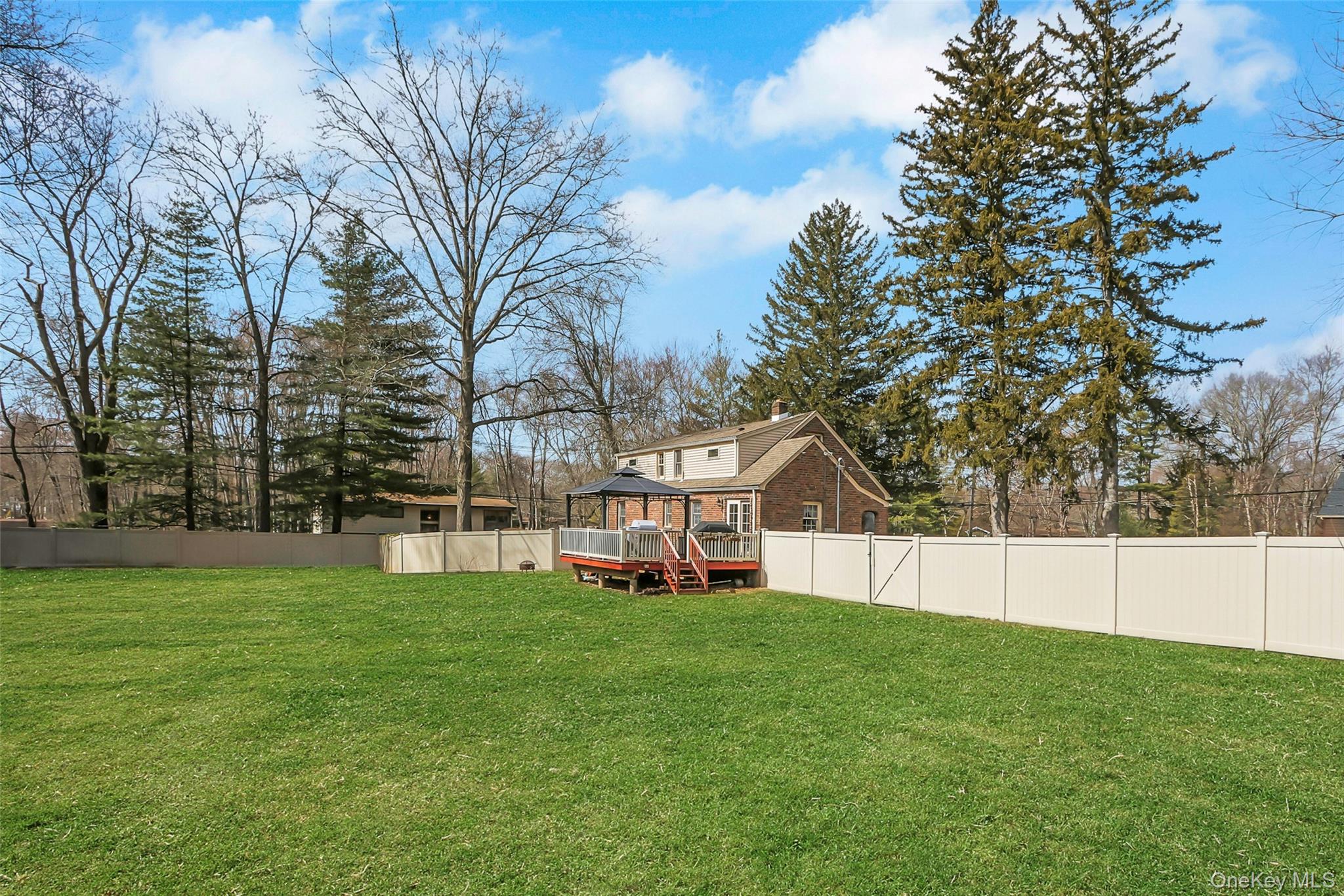 1 Brookside Avenue, New City, NY 10956