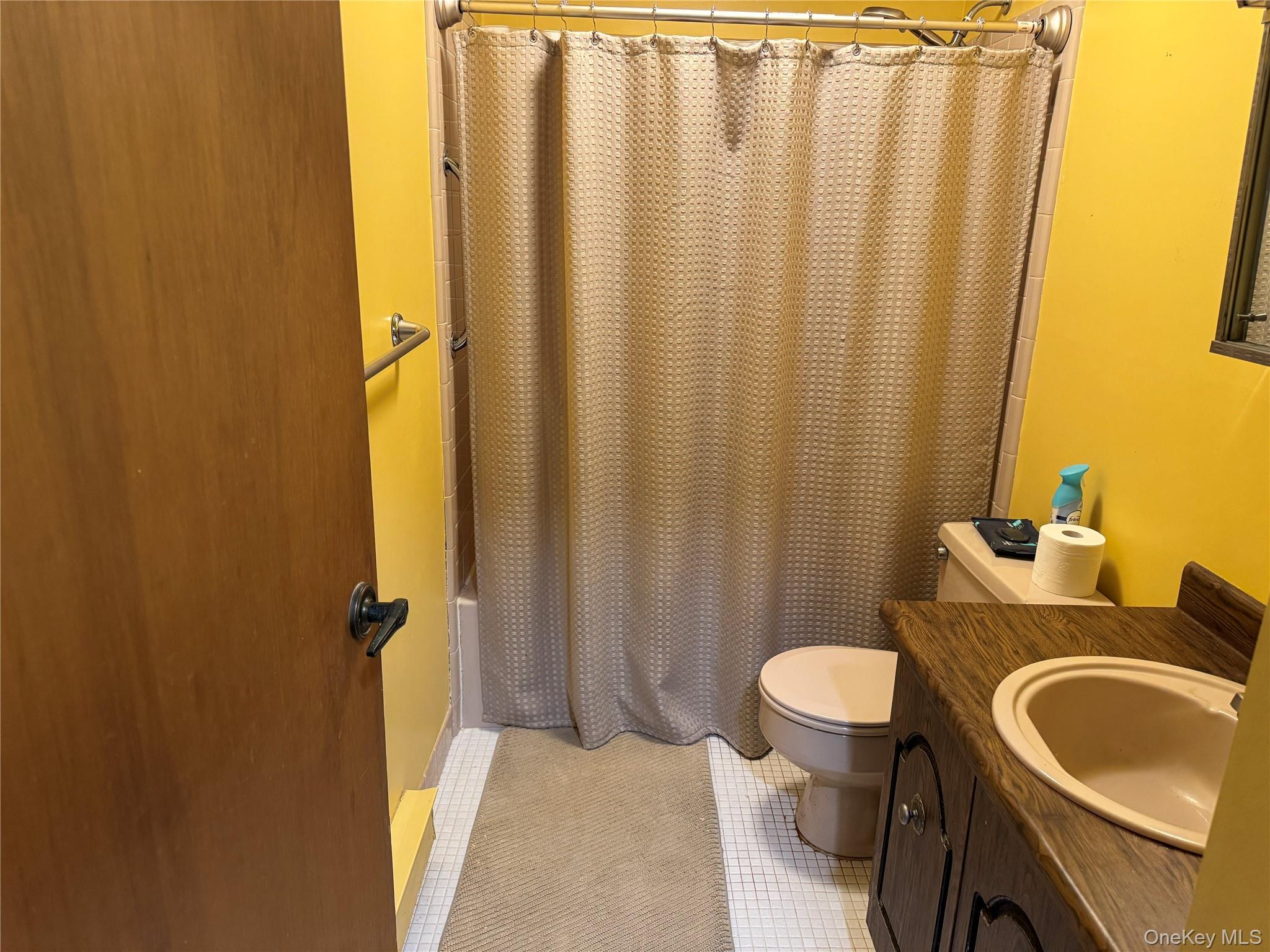 120 Exmore Court # A, Ridge, NY 11961