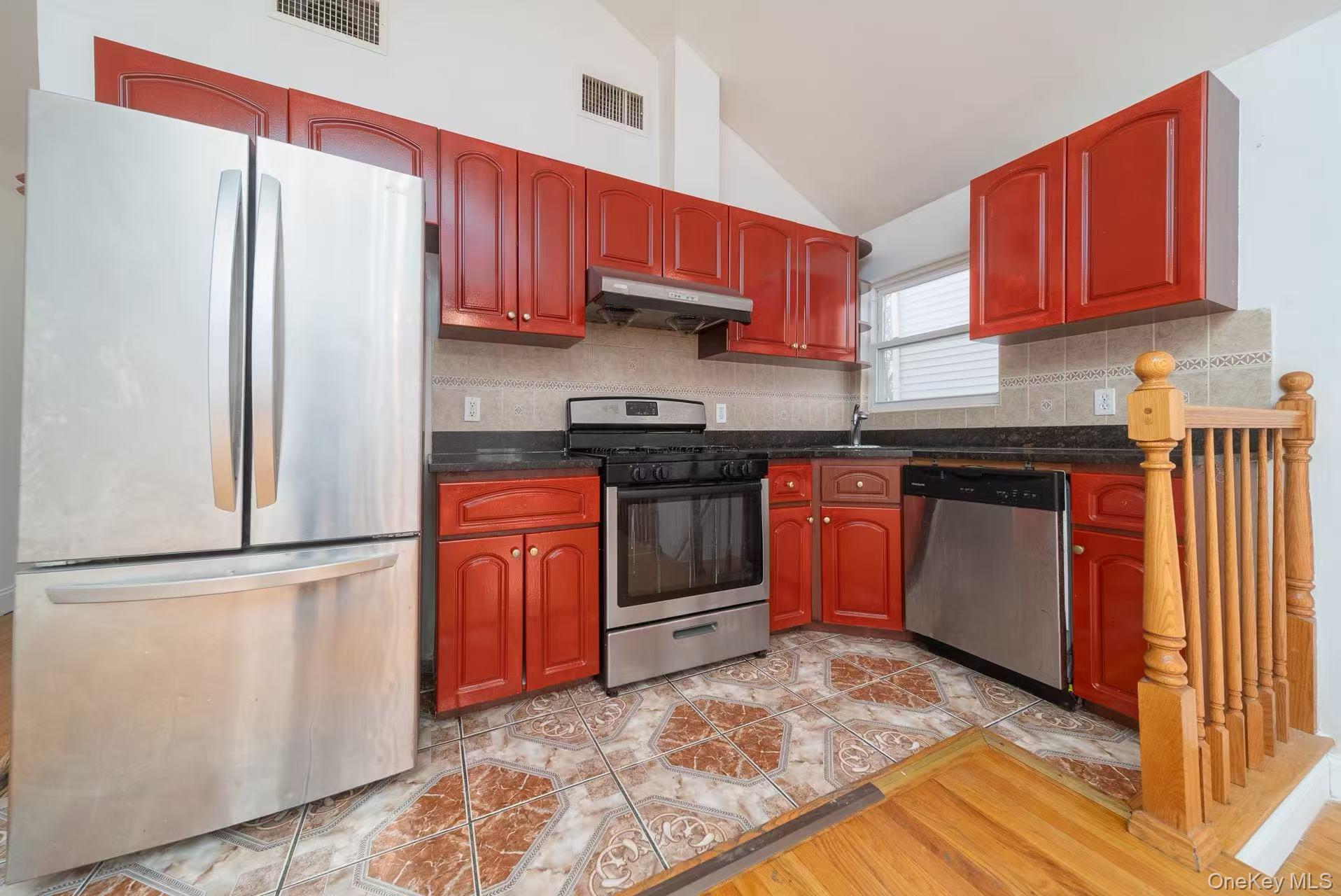 1423 116th Street, College Point, NY 11356