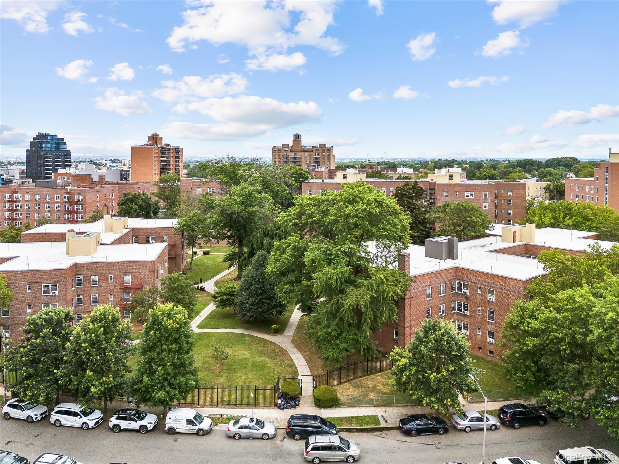 147-25 38th Ave # F26, Flushing, NY 11354