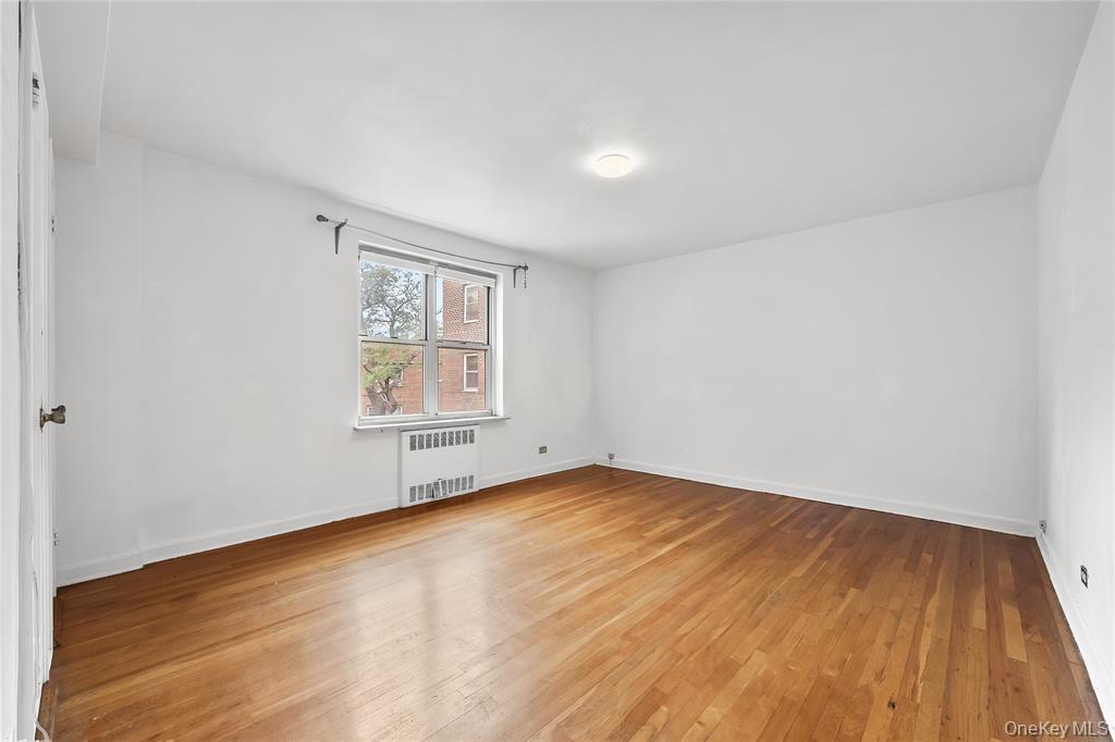 147-25 38th Ave # F26, Flushing, NY 11354