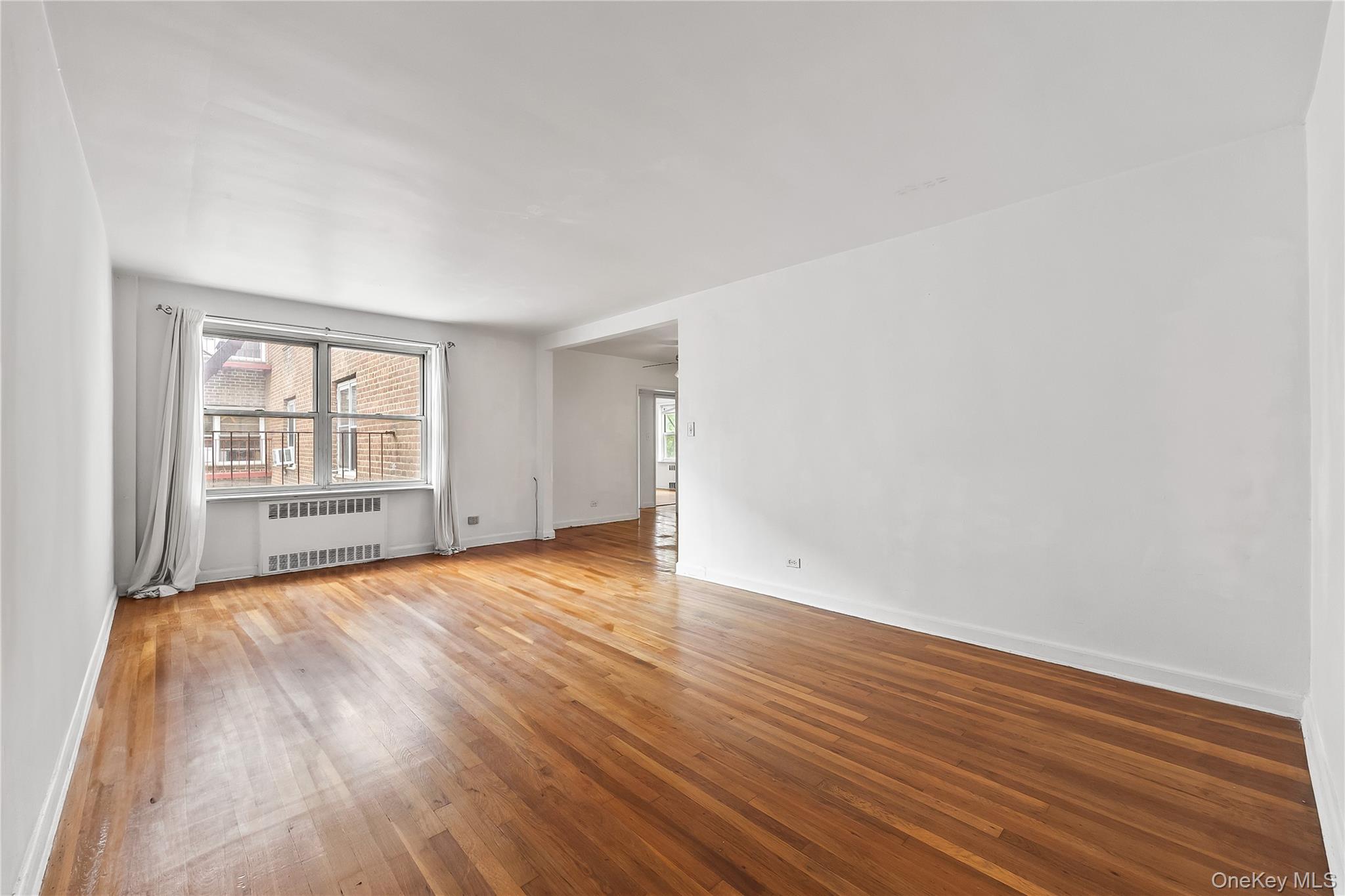 147-25 38th Ave # F26, Flushing, NY 11354