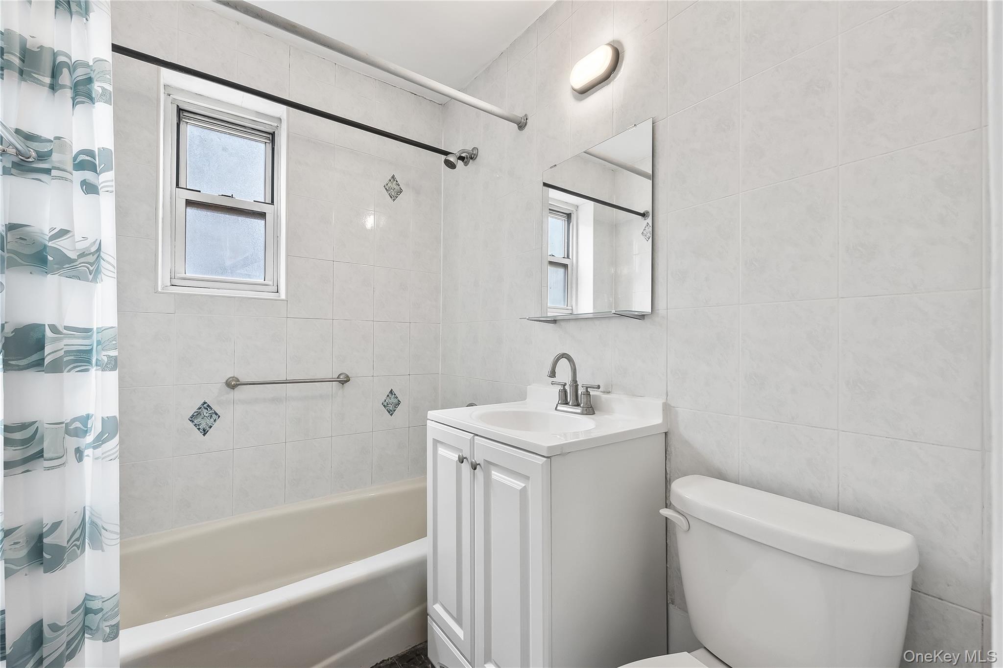 147-25 38th Ave # F26, Flushing, NY 11354