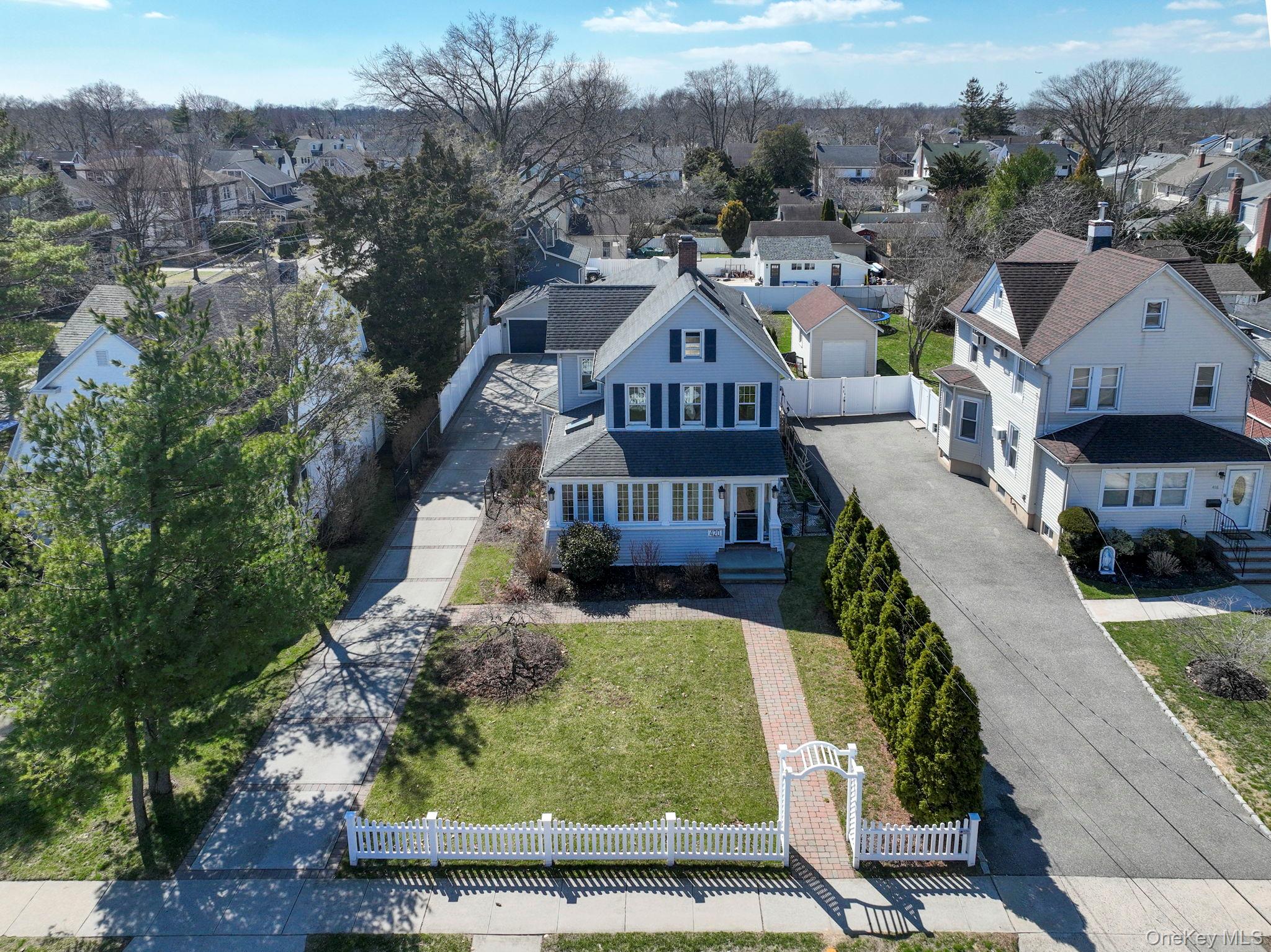 420 Scranton Avenue, Lynbrook, NY 11563