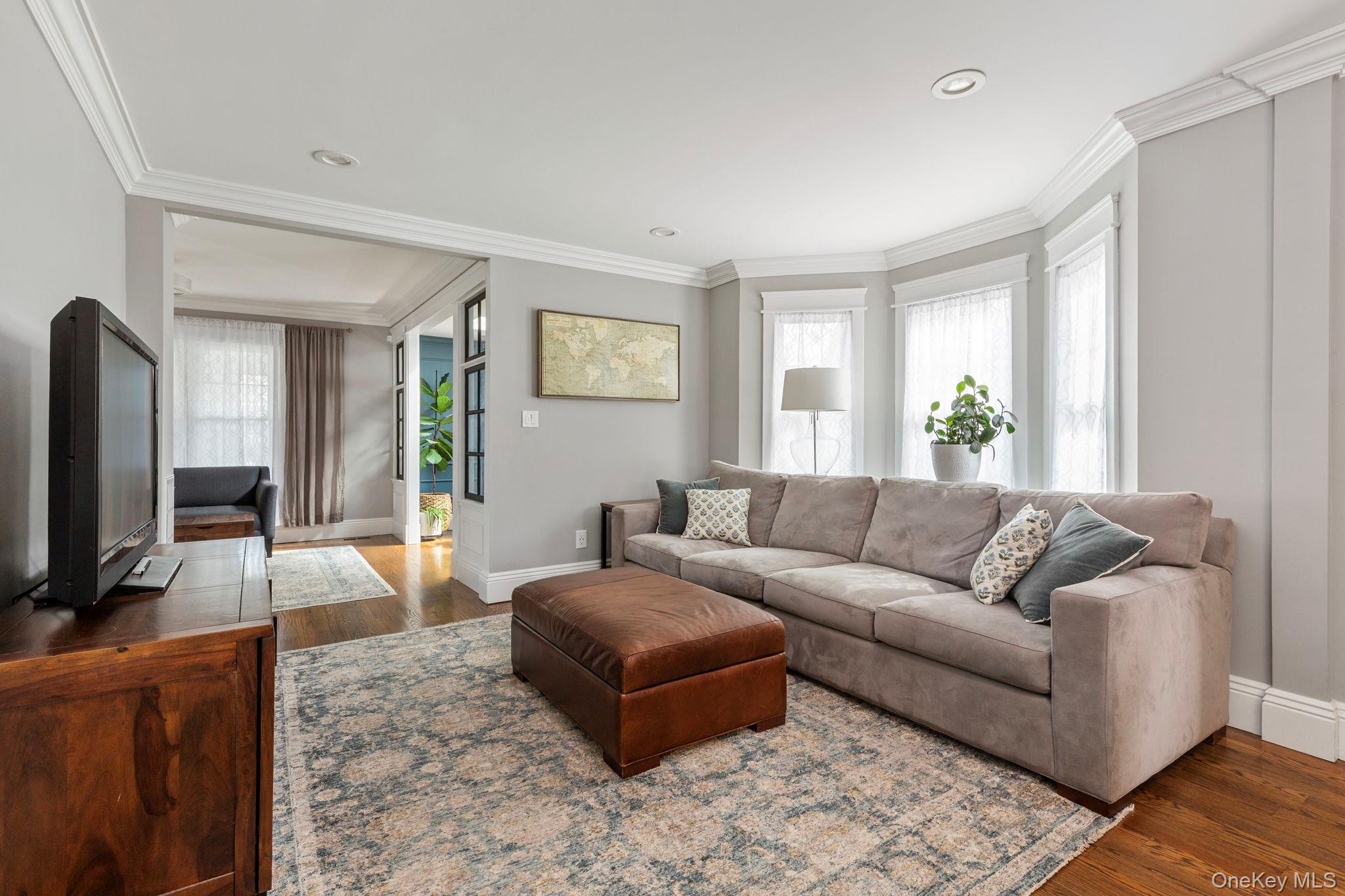 420 Scranton Avenue, Lynbrook, NY 11563