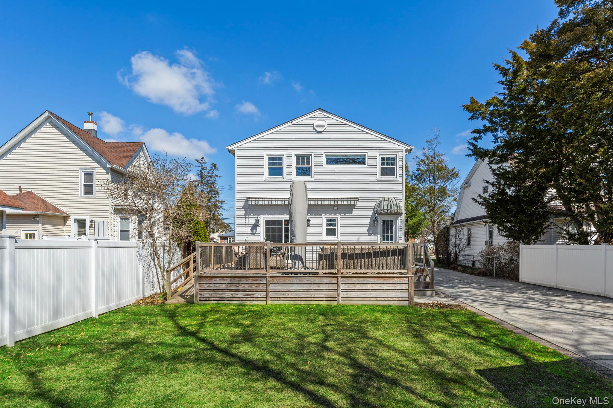 420 Scranton Avenue, Lynbrook, NY 11563