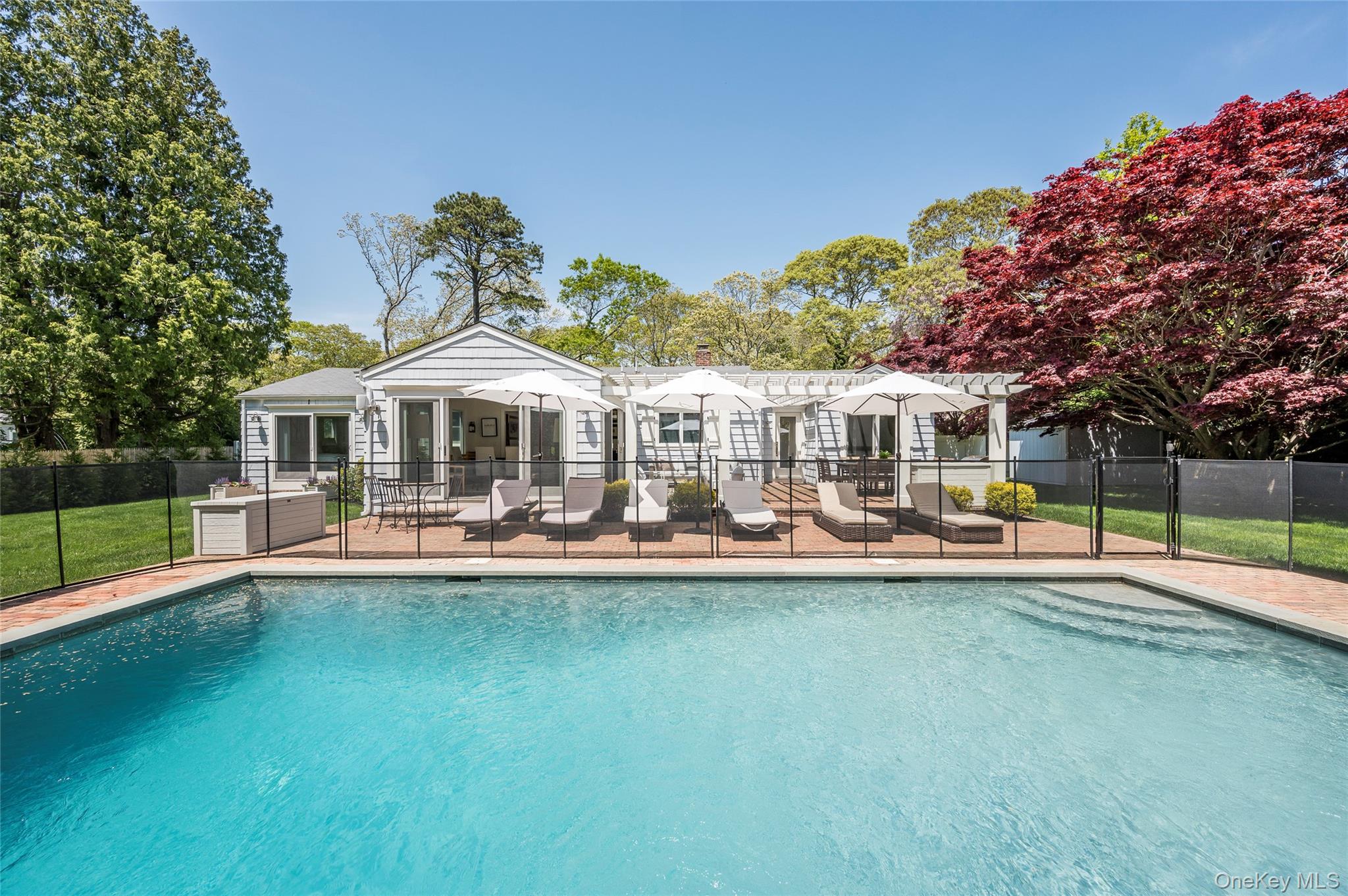 89 South Road, Westhampton Beach, NY 11978