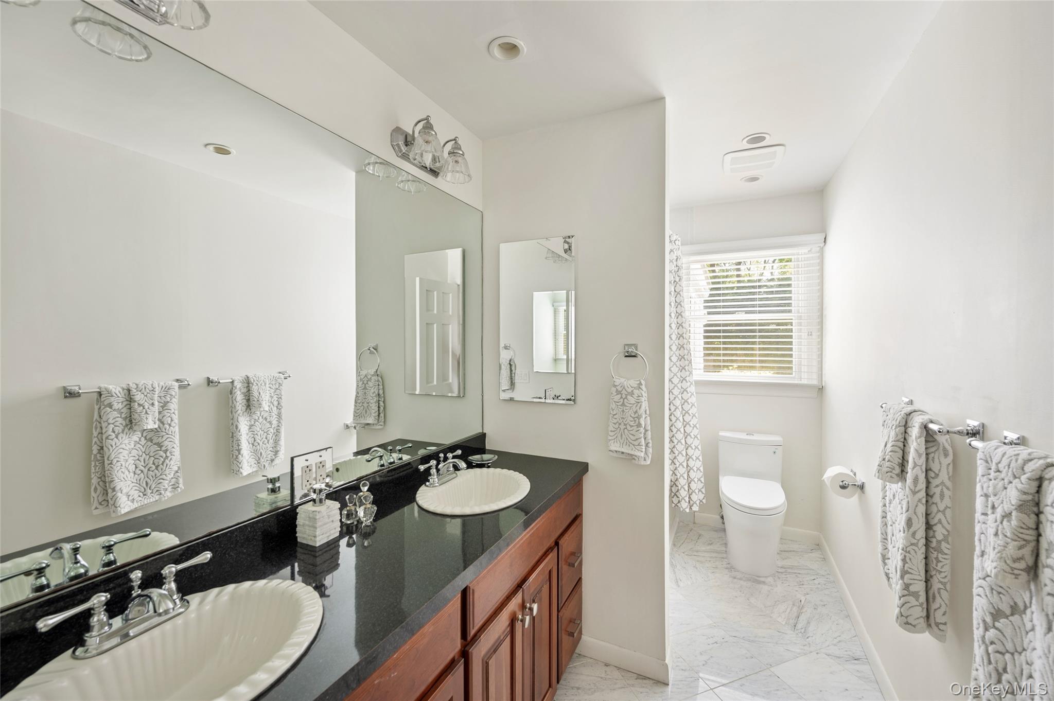 89 South Road, Westhampton Beach, NY 11978