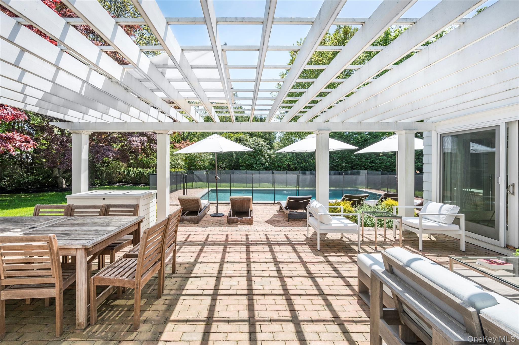 89 South Road, Westhampton Beach, NY 11978