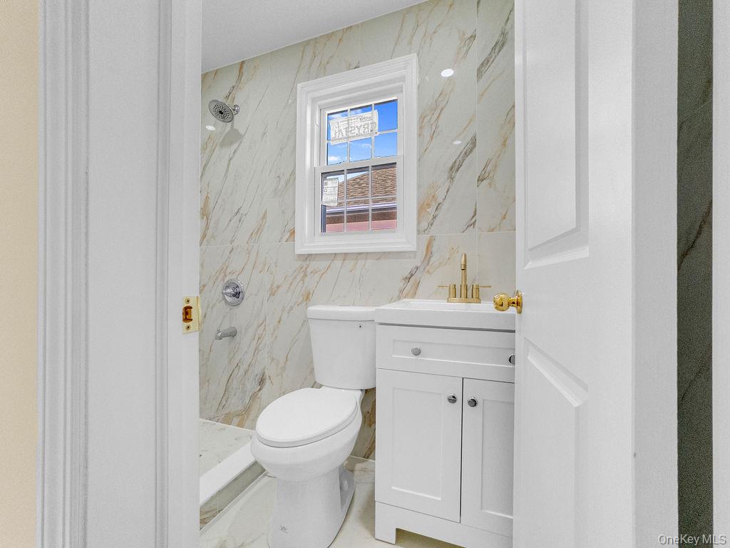 11034 214th Street, Queens Village, NY 11429