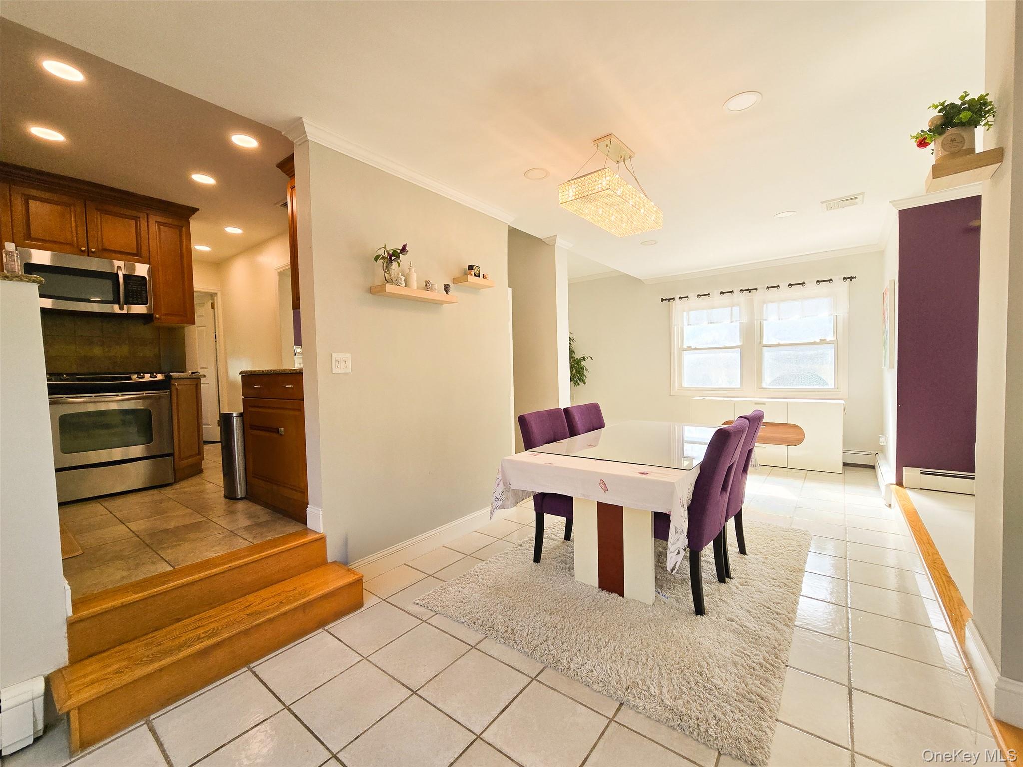 43 Fort Hill Road, Huntington, NY 11743