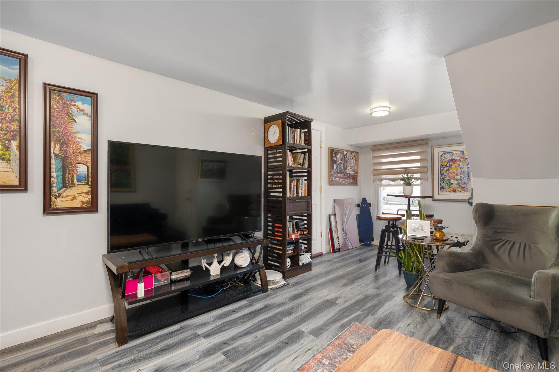 569 Peninsula Boulevard, Cedarhurst, NY 11516