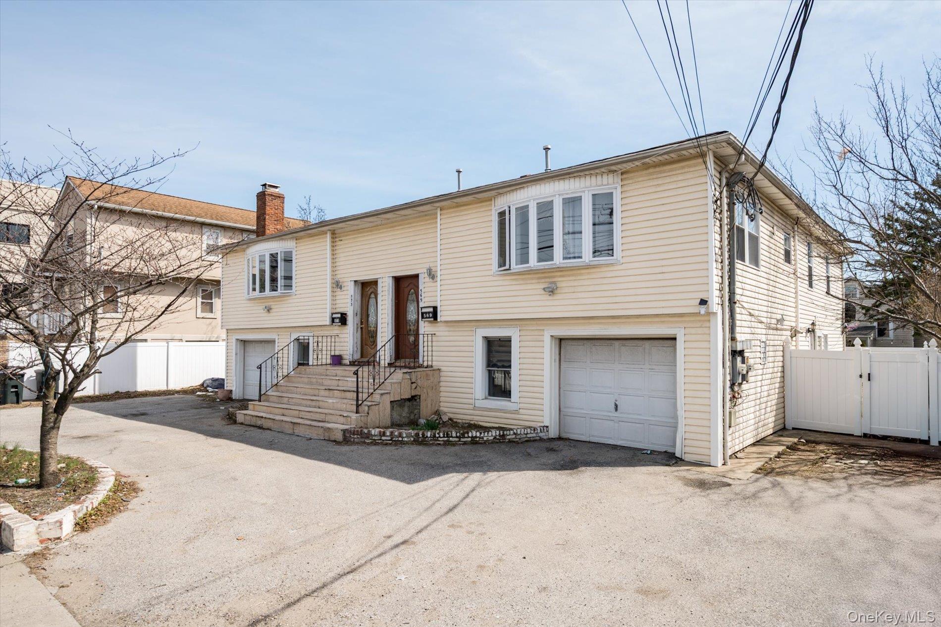 569 Peninsula Boulevard, Cedarhurst, NY 11516