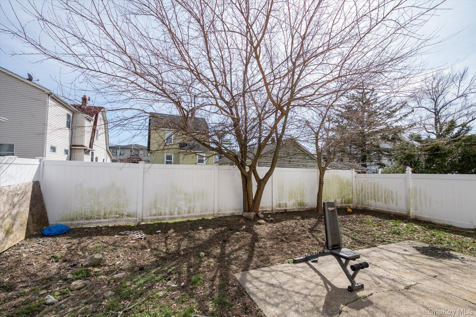 569 Peninsula Boulevard, Cedarhurst, NY 11516