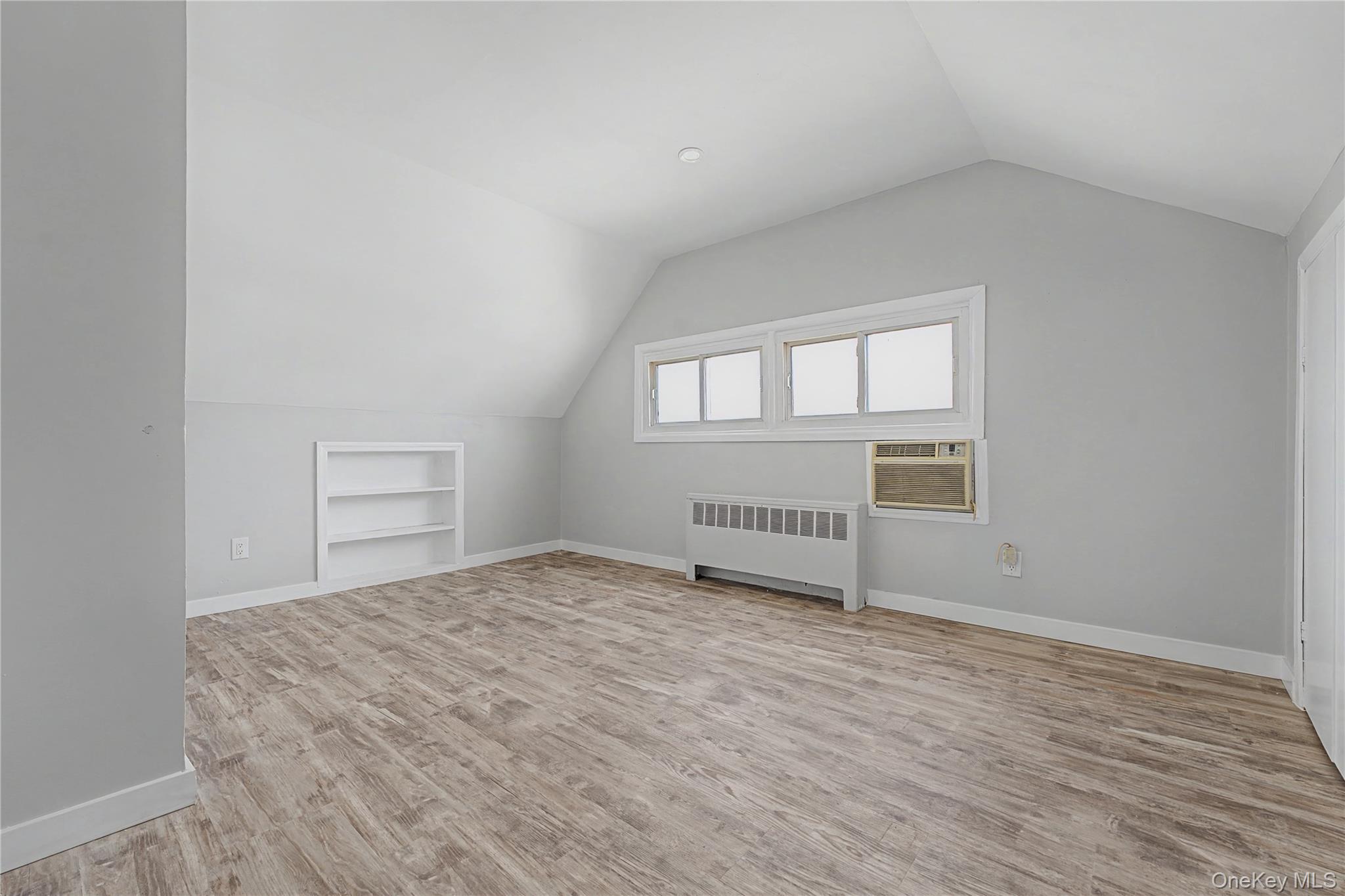 37 Fork Lane, Hicksville, NY 11801