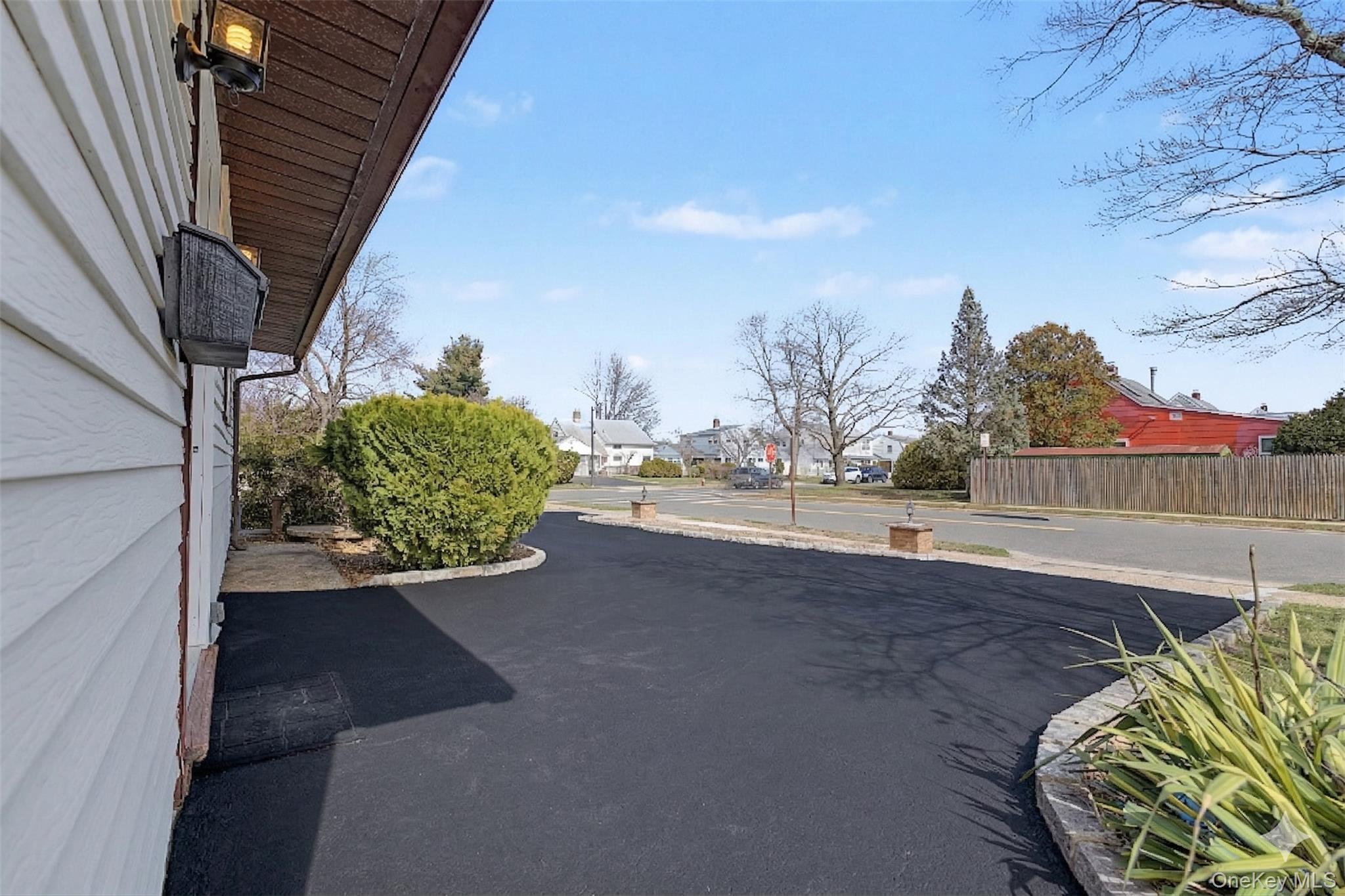 37 Fork Lane, Hicksville, NY 11801