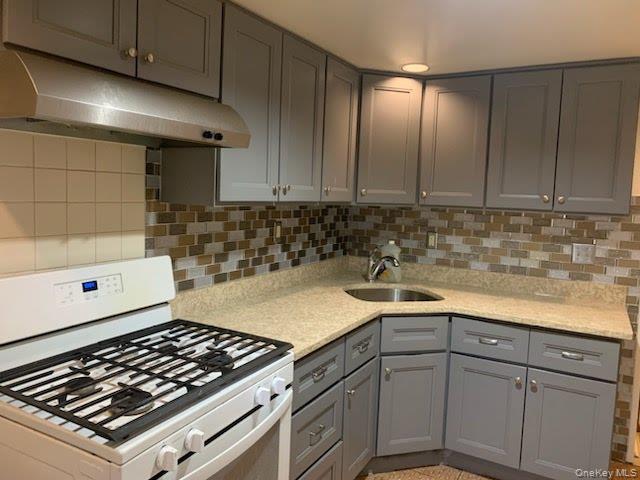 11433 204th Street, Saint Albans, NY 11412