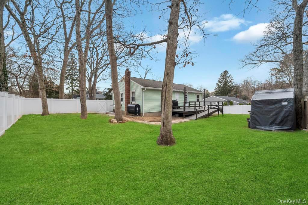 21 Garden Street, Centereach, NY 11720