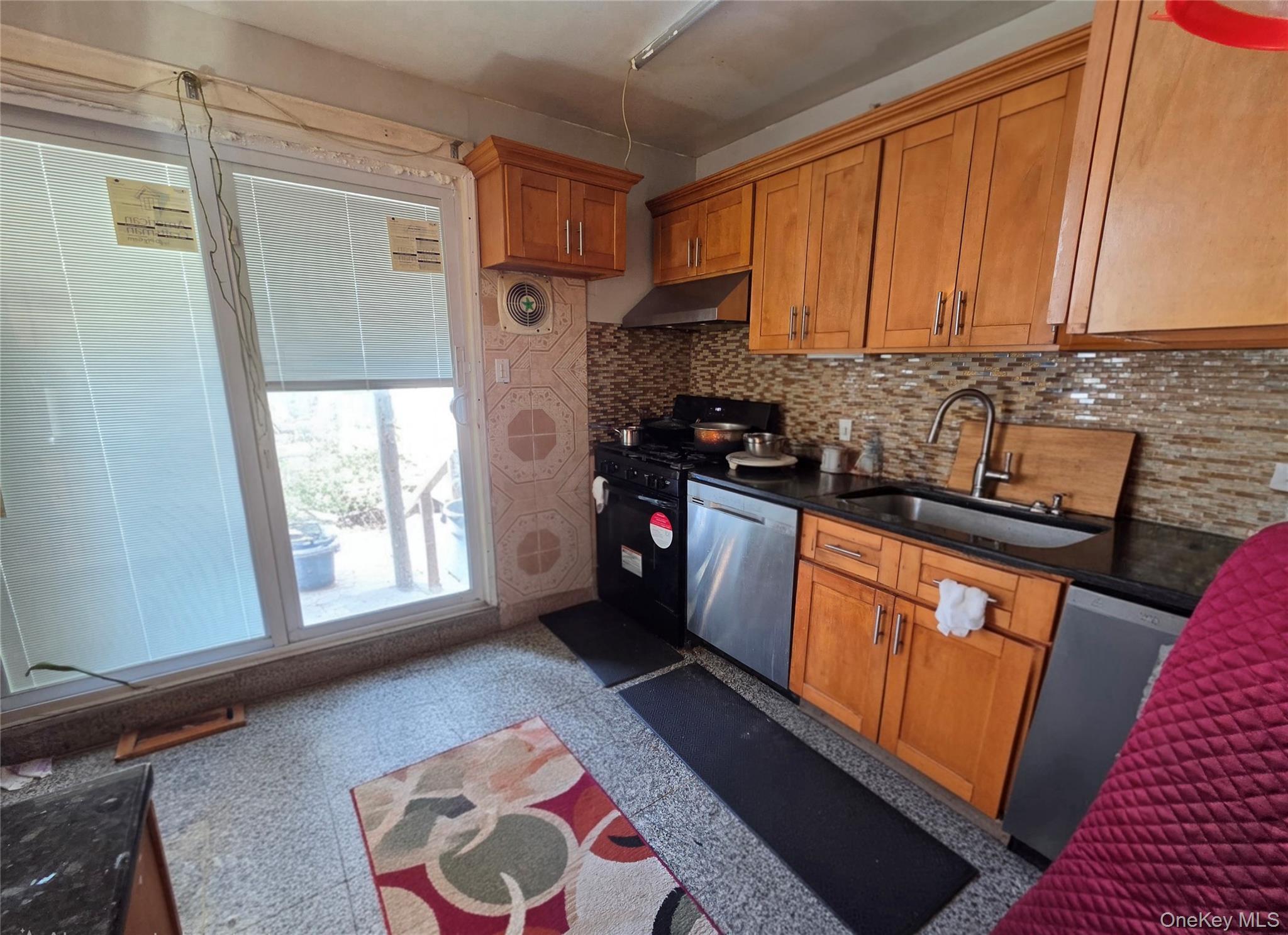 14706 15th Drive, Whitestone, NY 11357