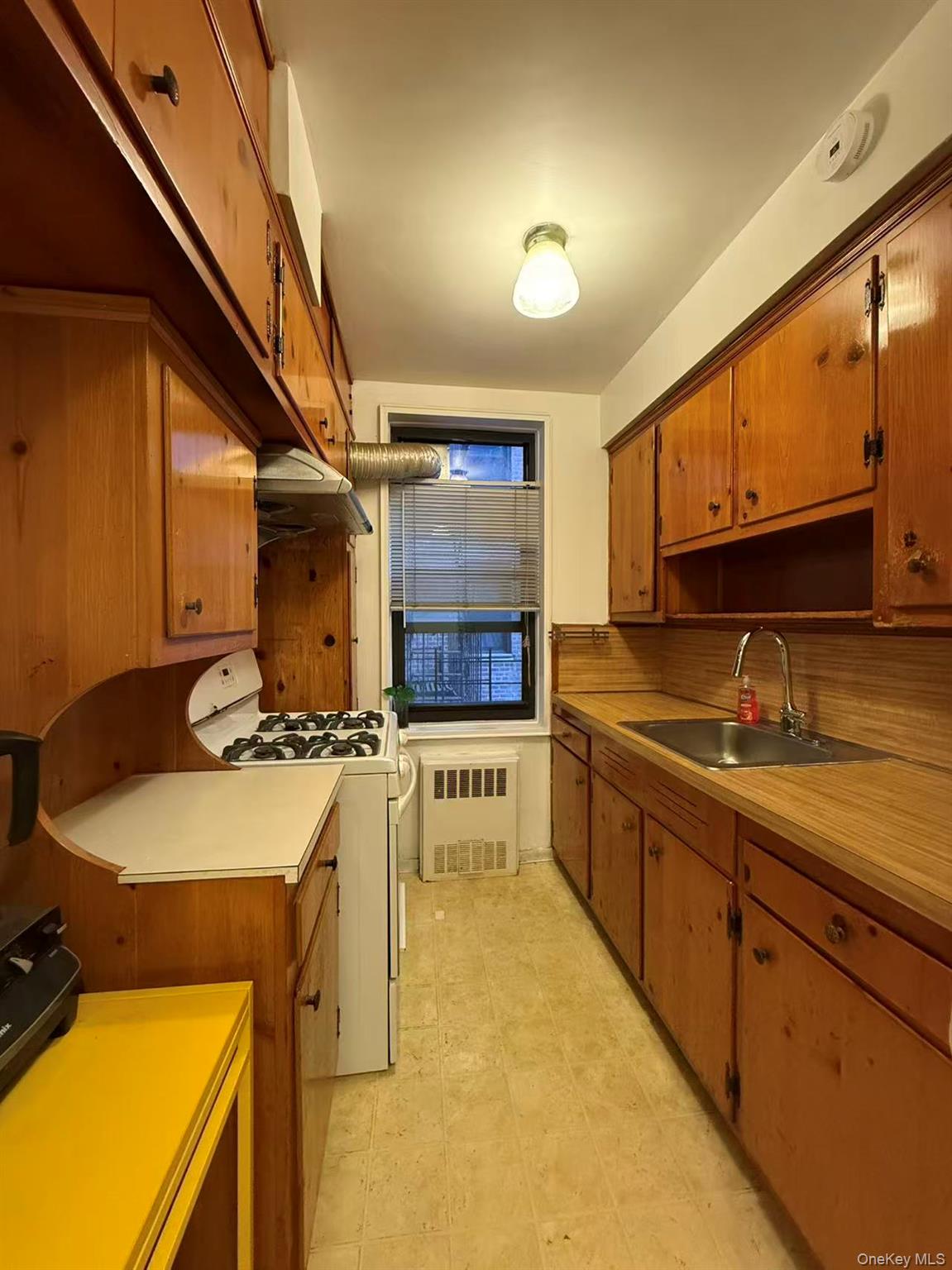 38-15 149 Street # 2D, Flushing, NY 11354