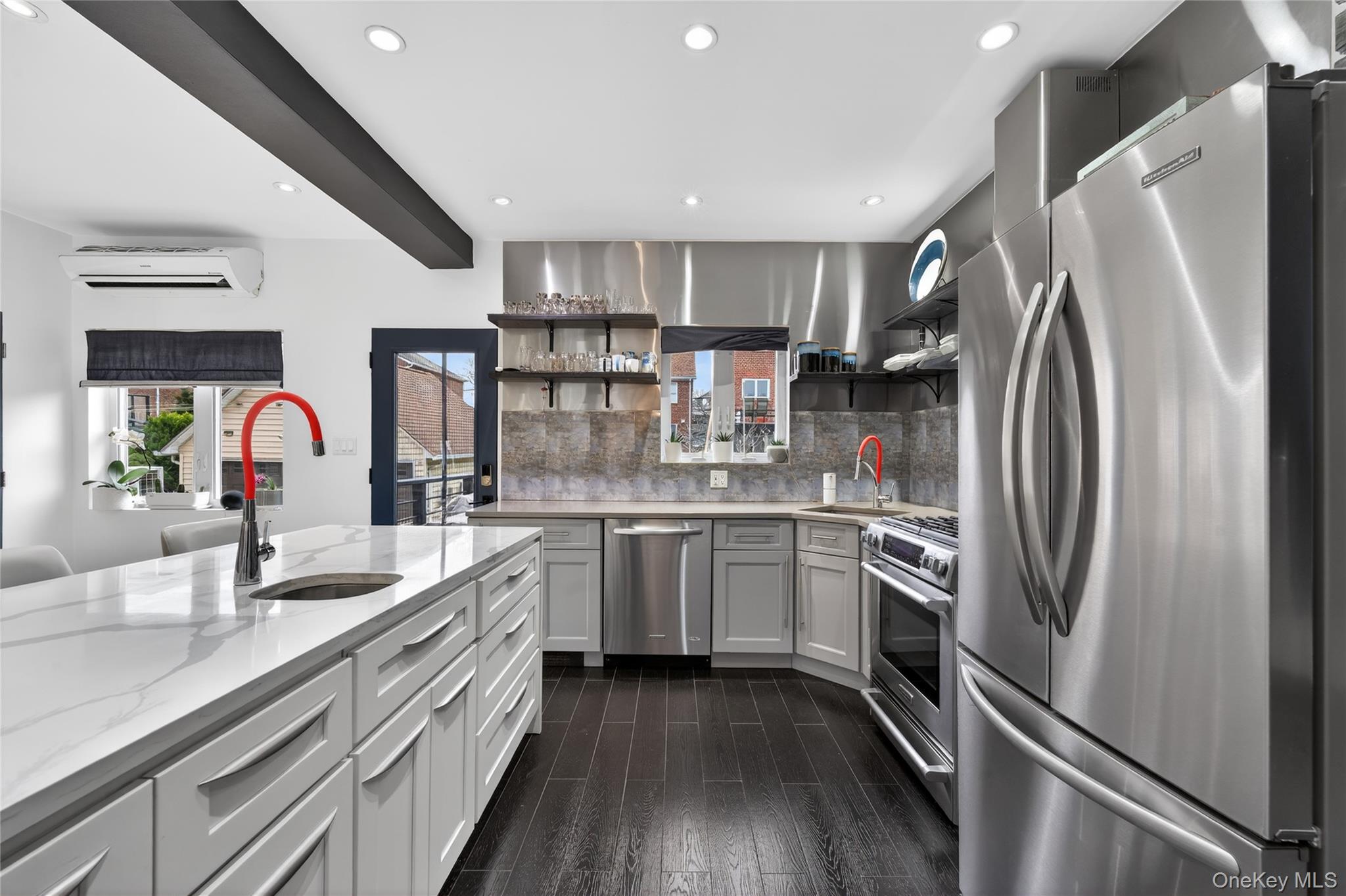 2033 Hering Avenue, Bronx, NY 10461